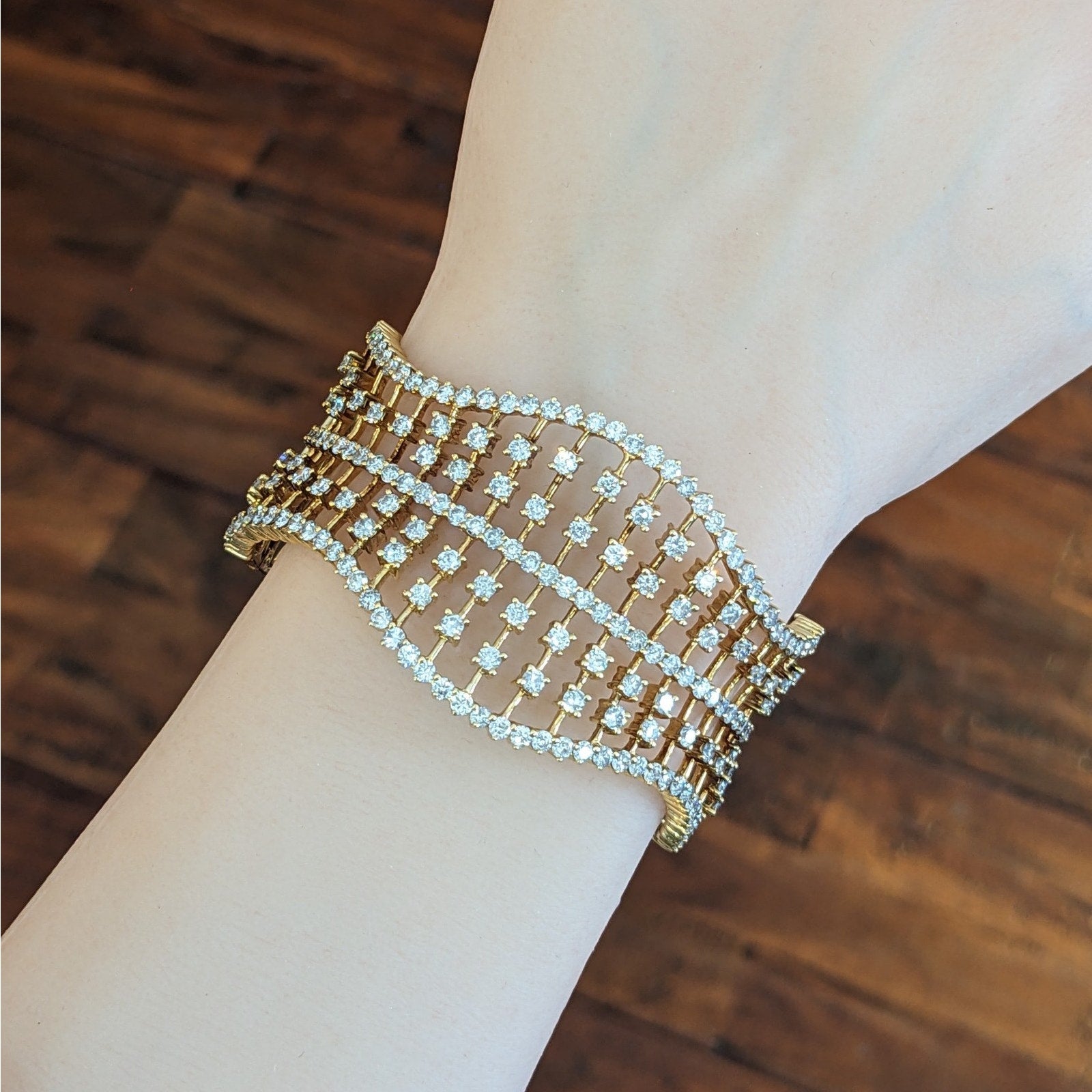 Natural Diamond Cuff Bracelet 10.20 cttw in 14k Yellow Gold