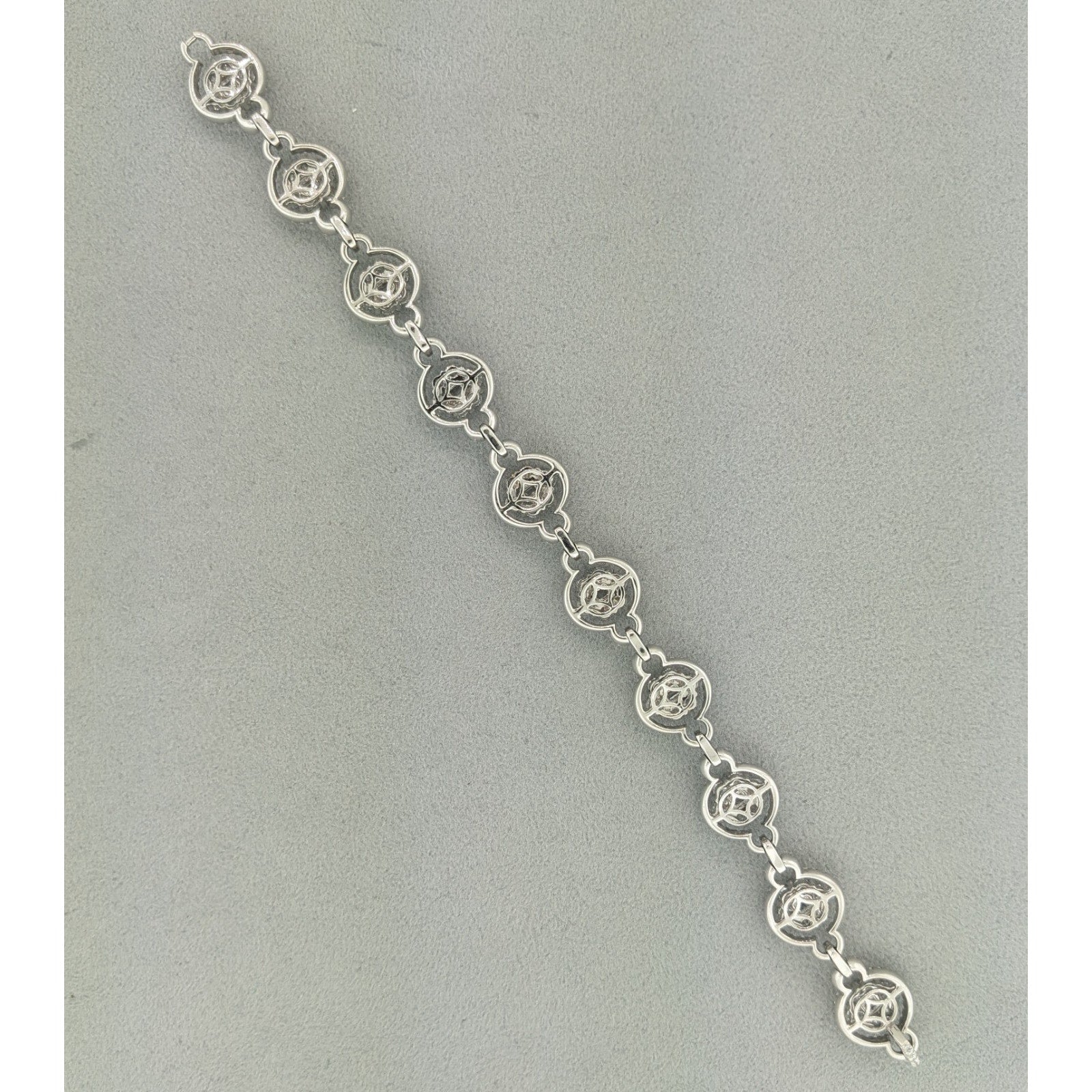 Natural Diamond Oval Link Bracelet 8.22 ctw in 18k White Gold