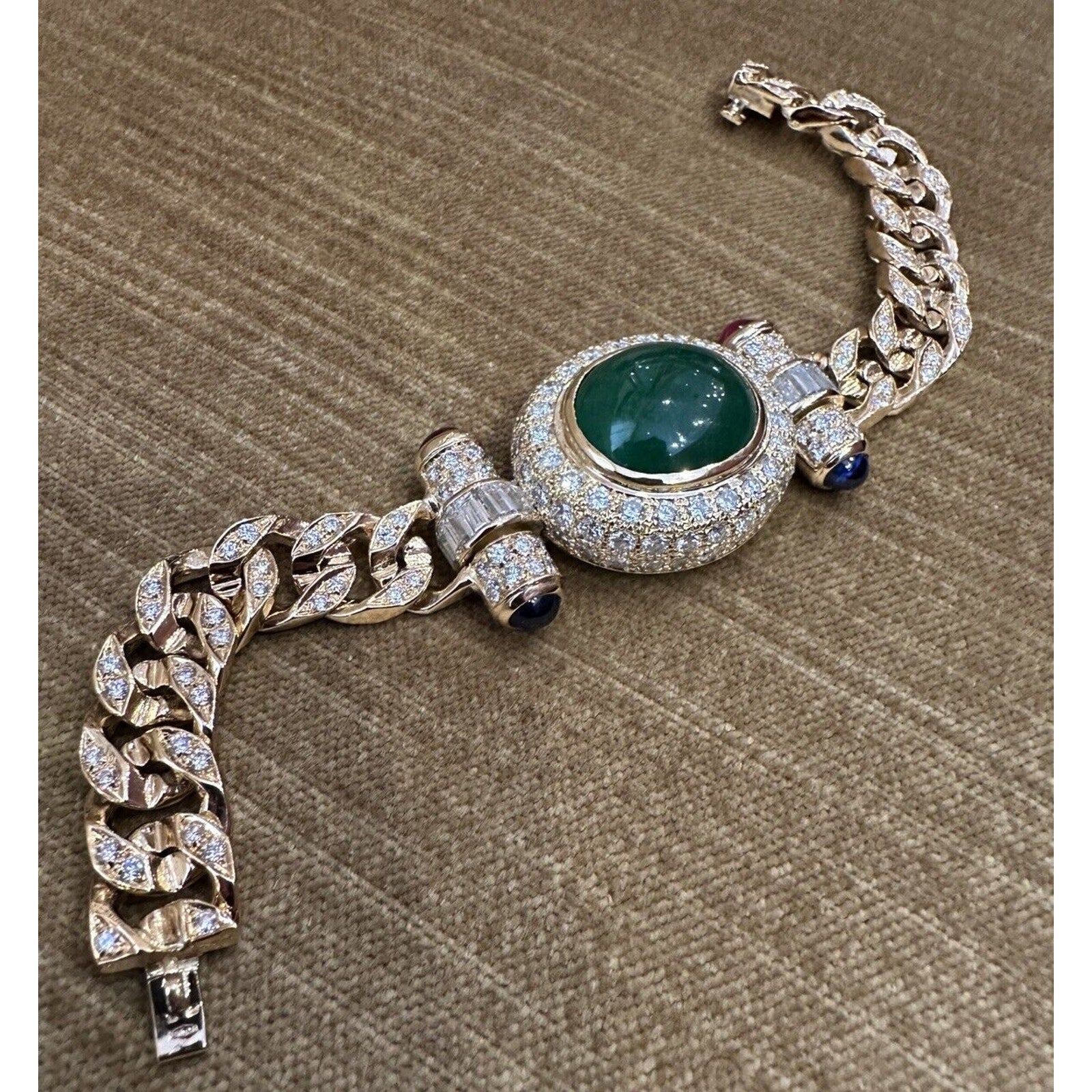 GIA 15.71 carat Jade and Diamond Curb Link Bracelet in 18k Yellow Gold