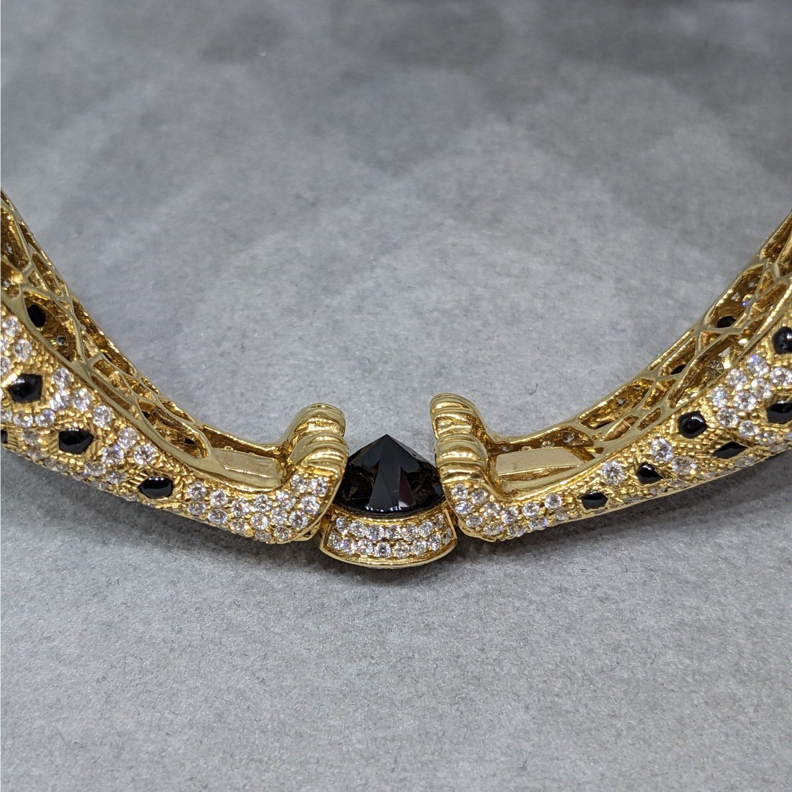 Double Panther Diamond Pave Bangle Bracelet in 18k Yellow Gold