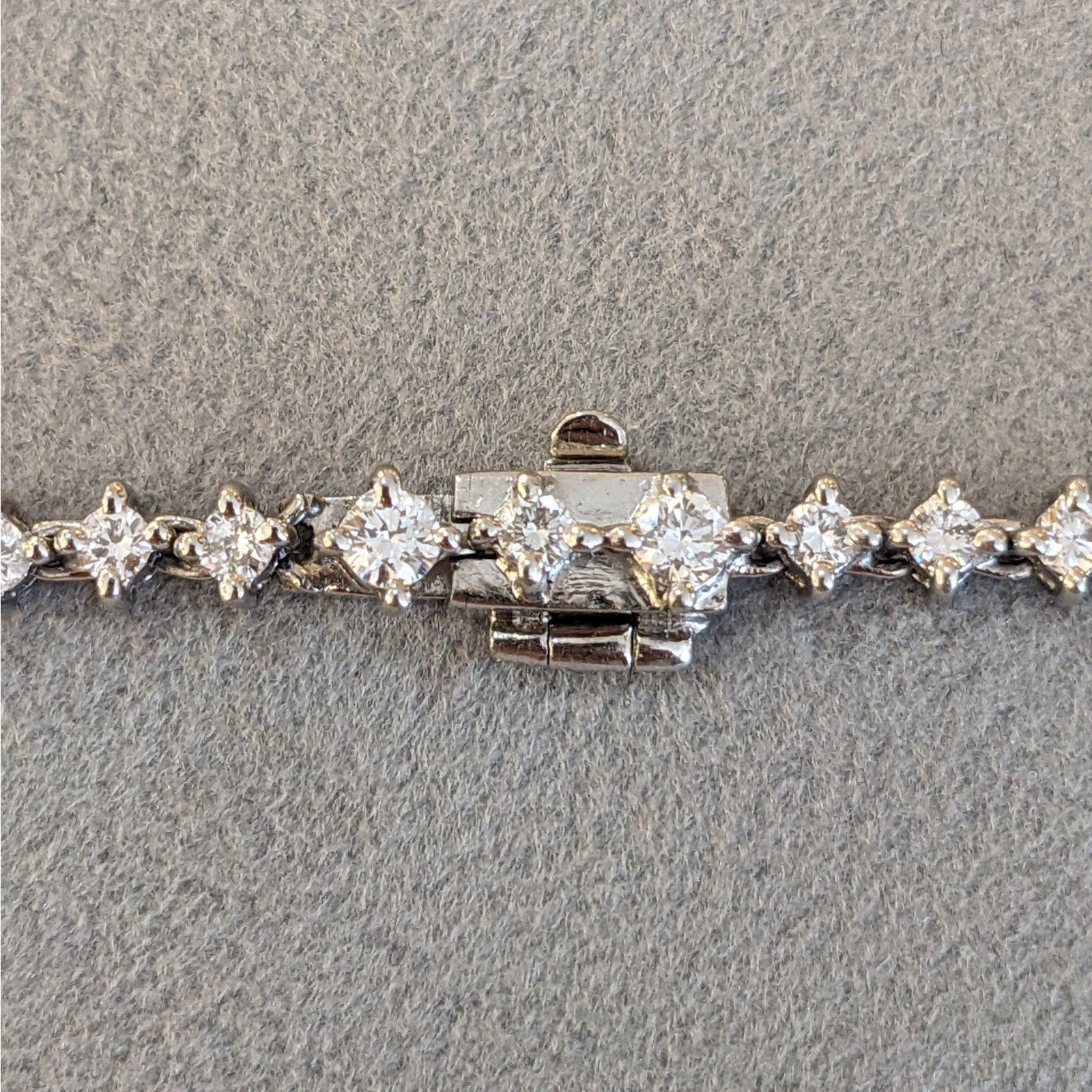 10.00 cttw Round Diamond Tennis Necklace 16.75 inches in Platinum