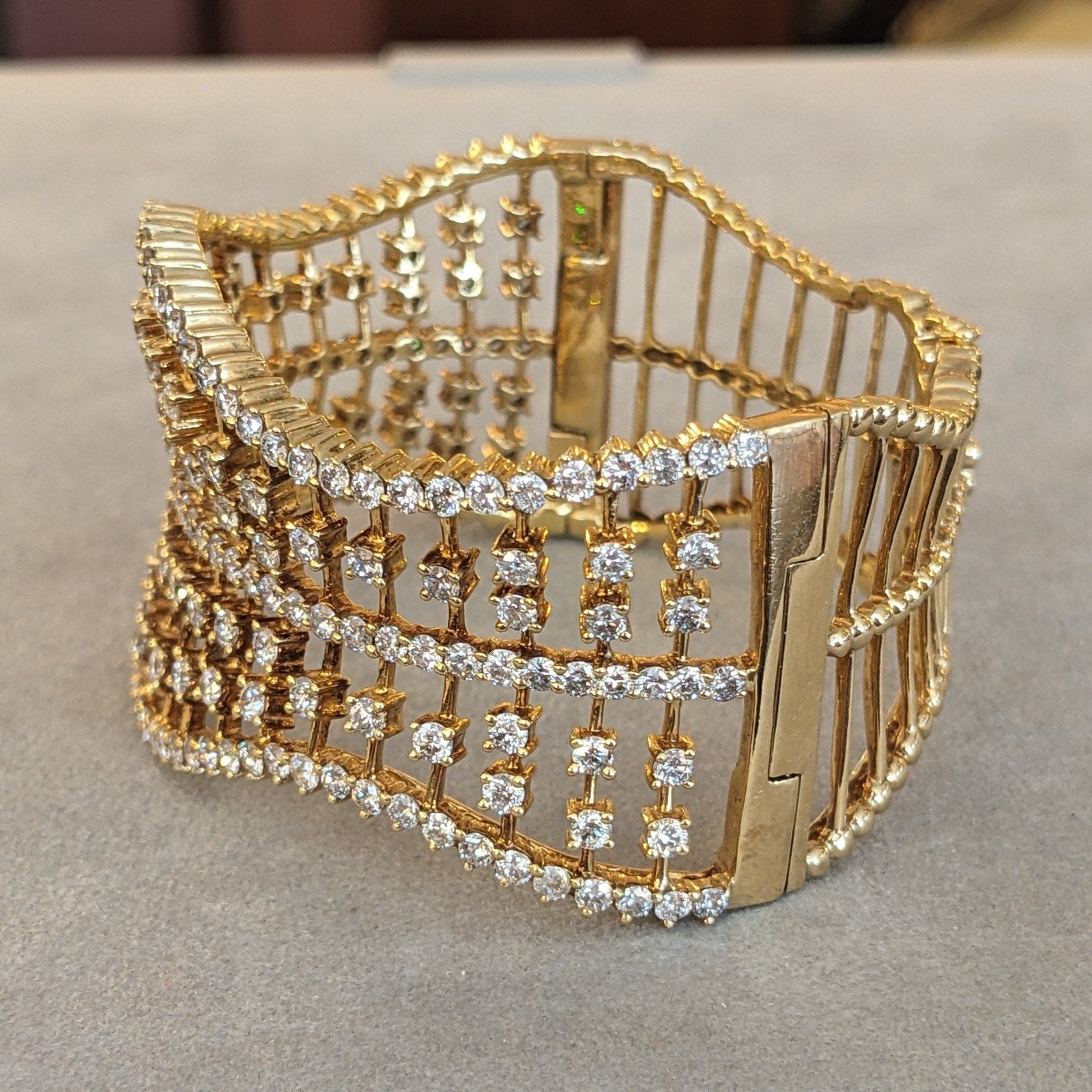 Natural Diamond Cuff Bracelet 10.20 cttw in 14k Yellow Gold