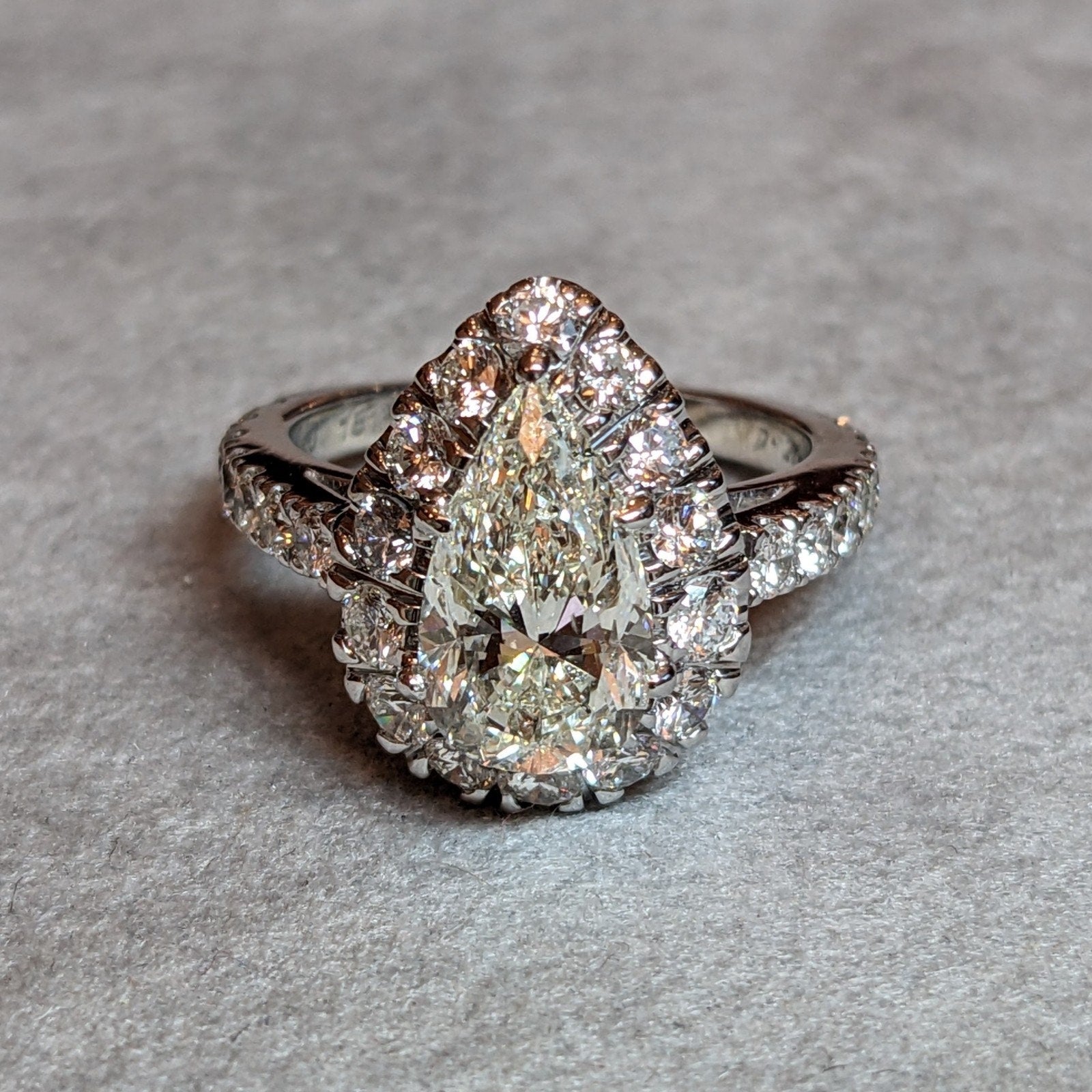 GIA 2.18 ct Pear Shape Diamond Ring in 18k White Gold