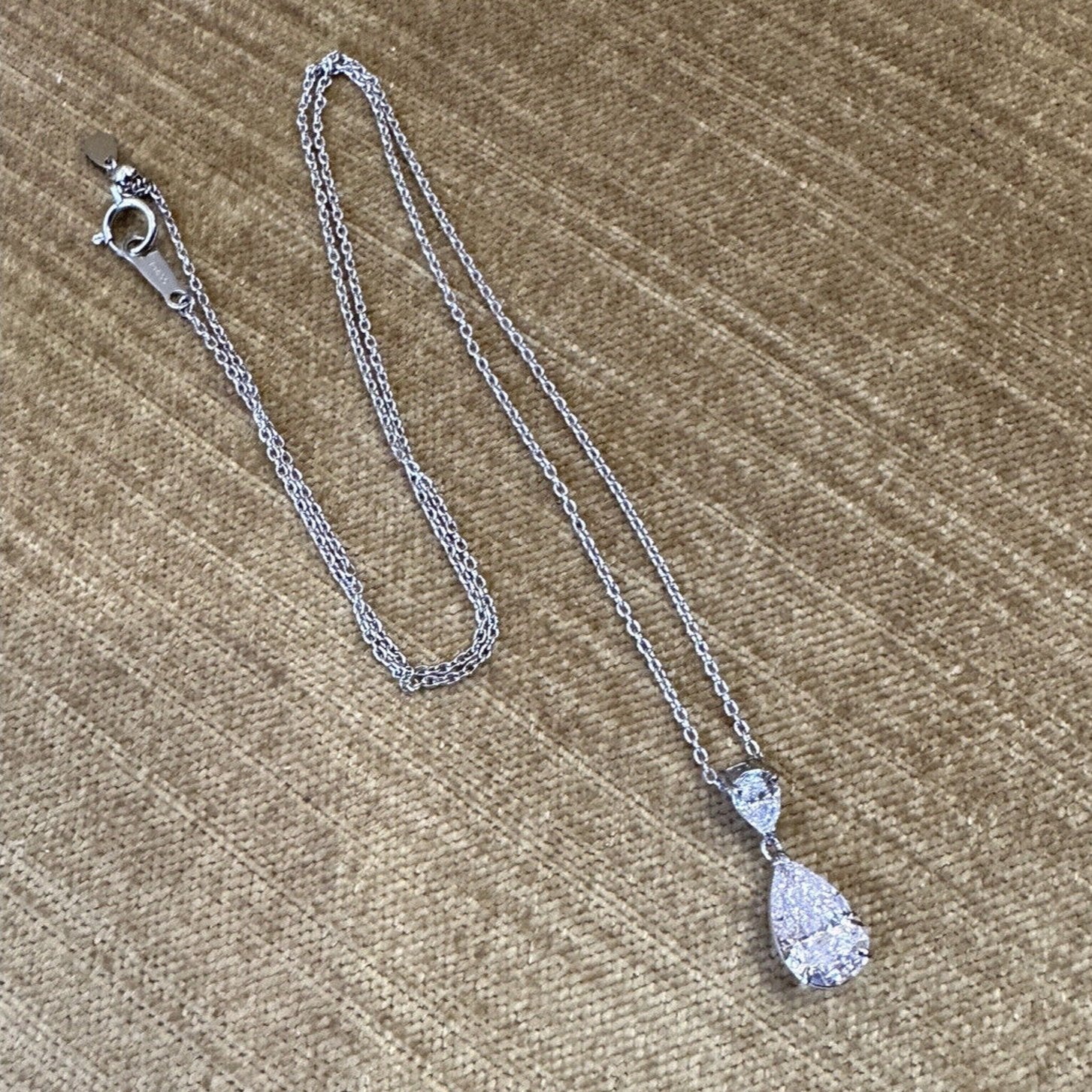 GIA 2.04 ct Natural Very Light Pink Diamond Pendant Necklace in Platinum