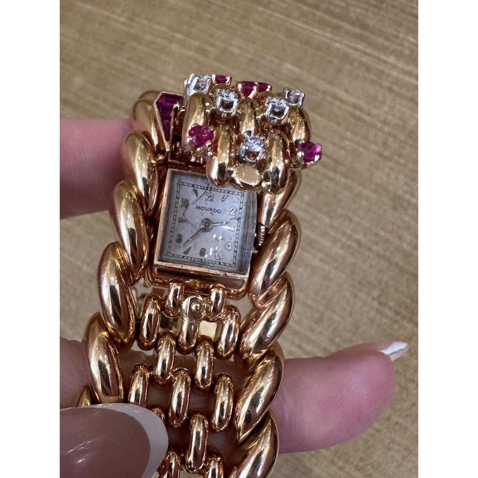 Wide Flip-top Retro Bracelet Watch- San Marco Link in 18k Yellow Gold - HM2526EI