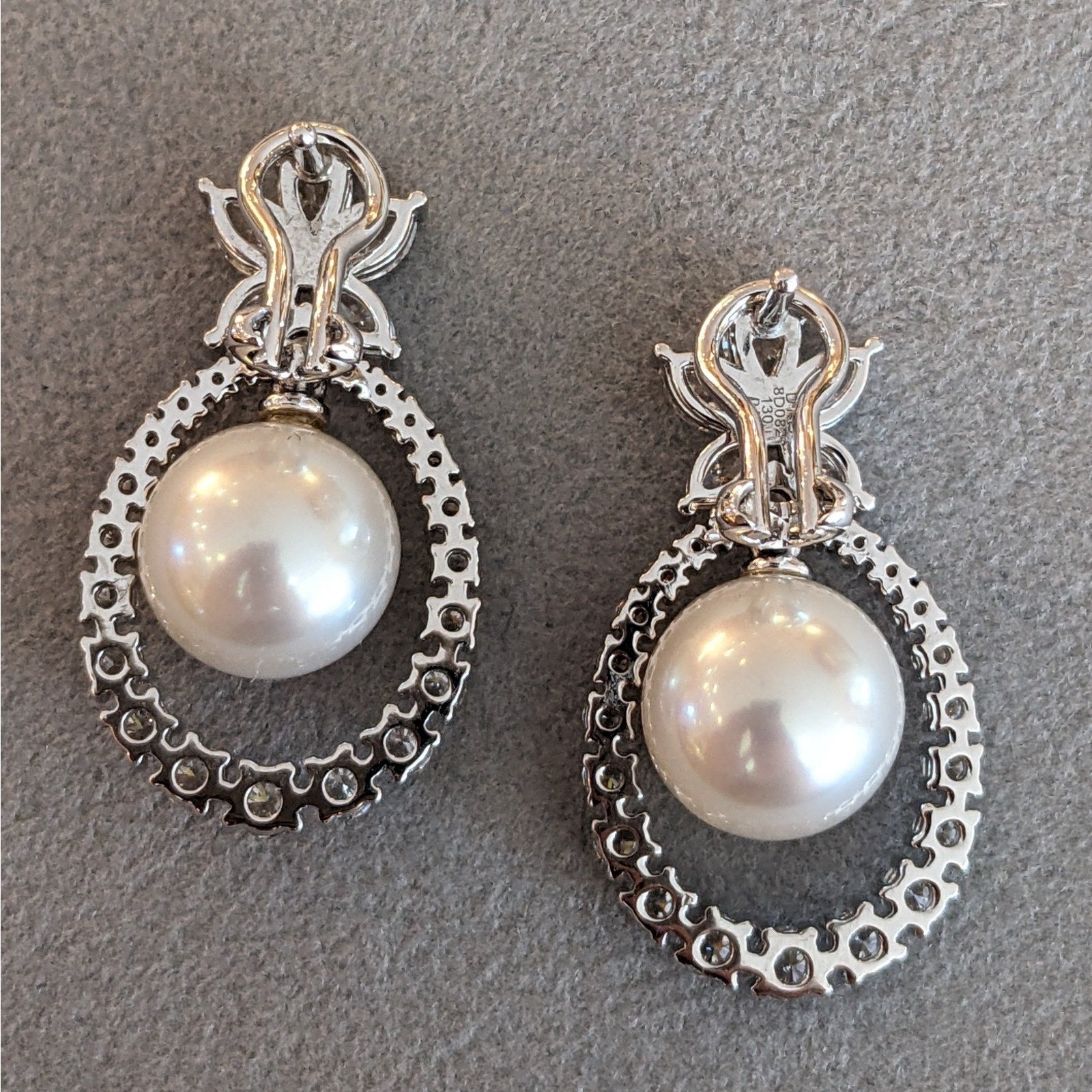 Natural Diamond and Pearl Dangle Earrings in 18k White Gold