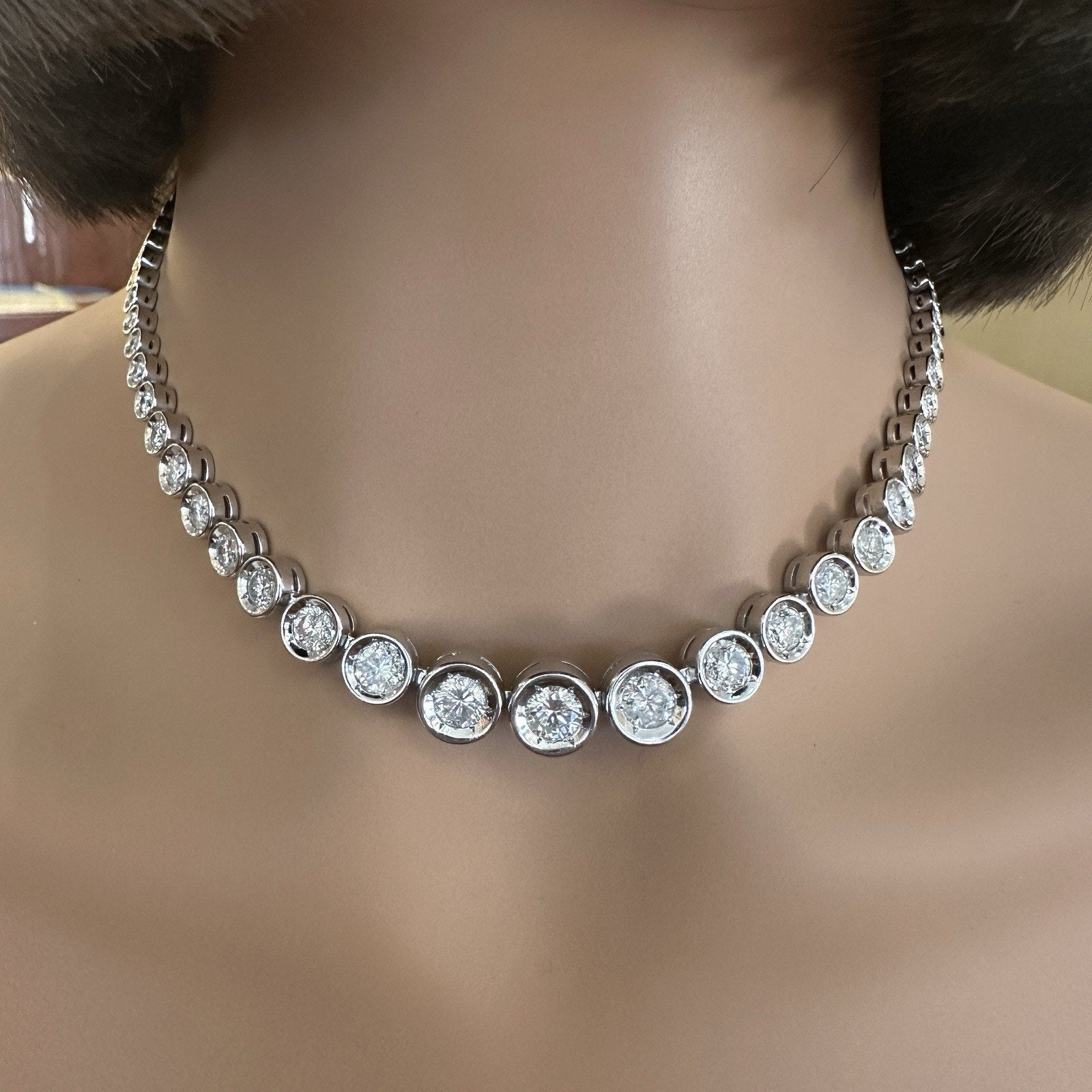 10.00 carats Bezel Set Diamond Tennis Necklace in Platinum 15 5/8"