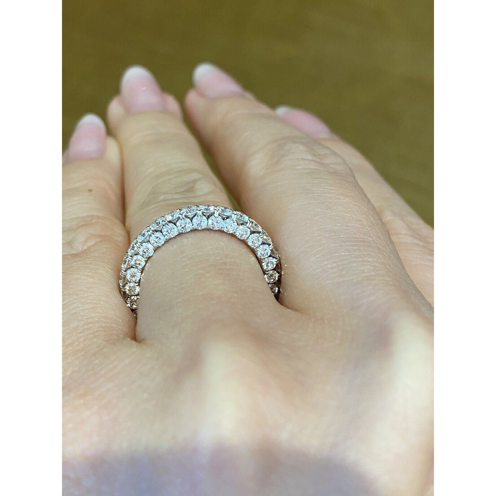 2.94 cts Diamond Eternity Band in 18k White Gold size 5.75 2.9mm