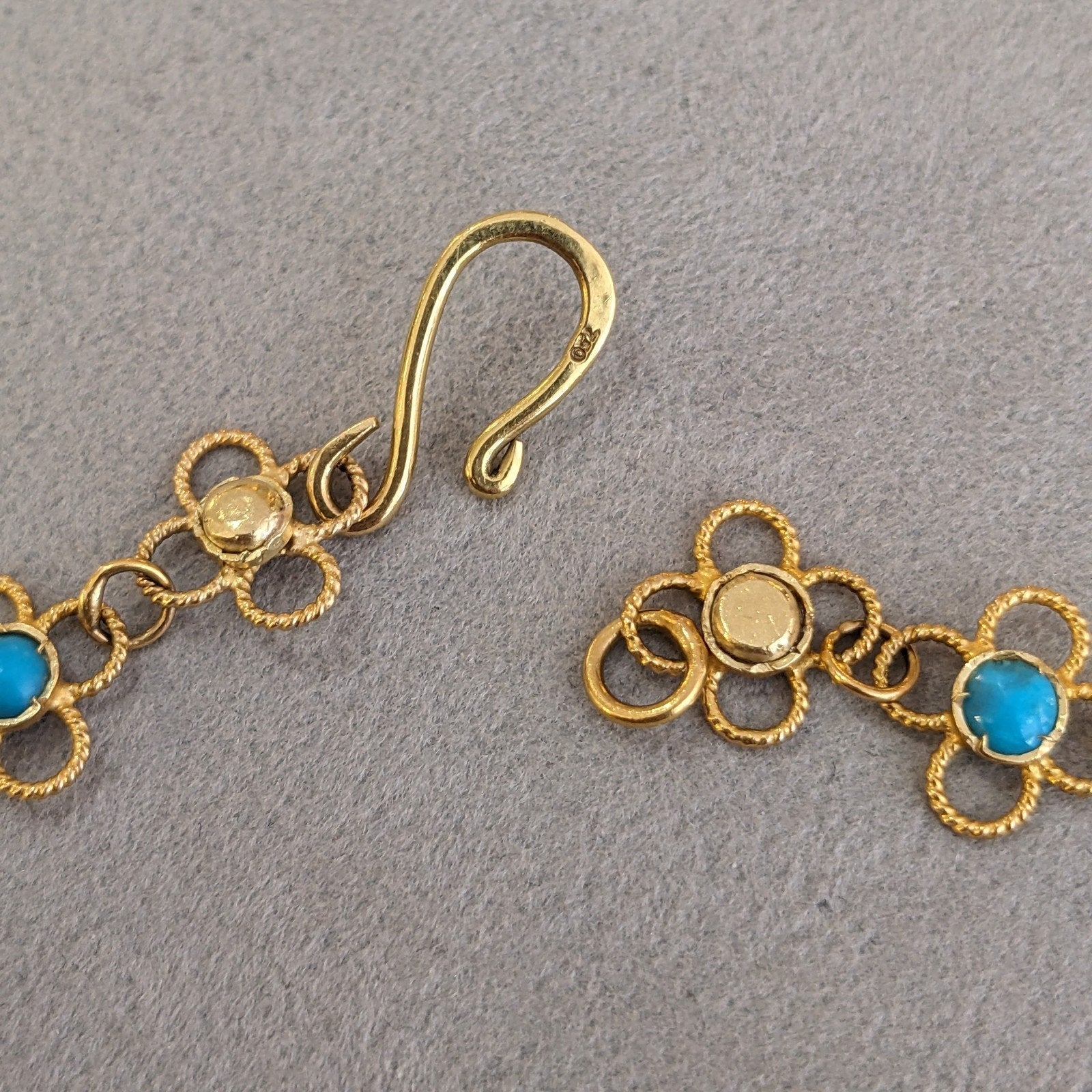 Estate Turquoise Cabochon Bib Necklace in 18k Yellow Gold