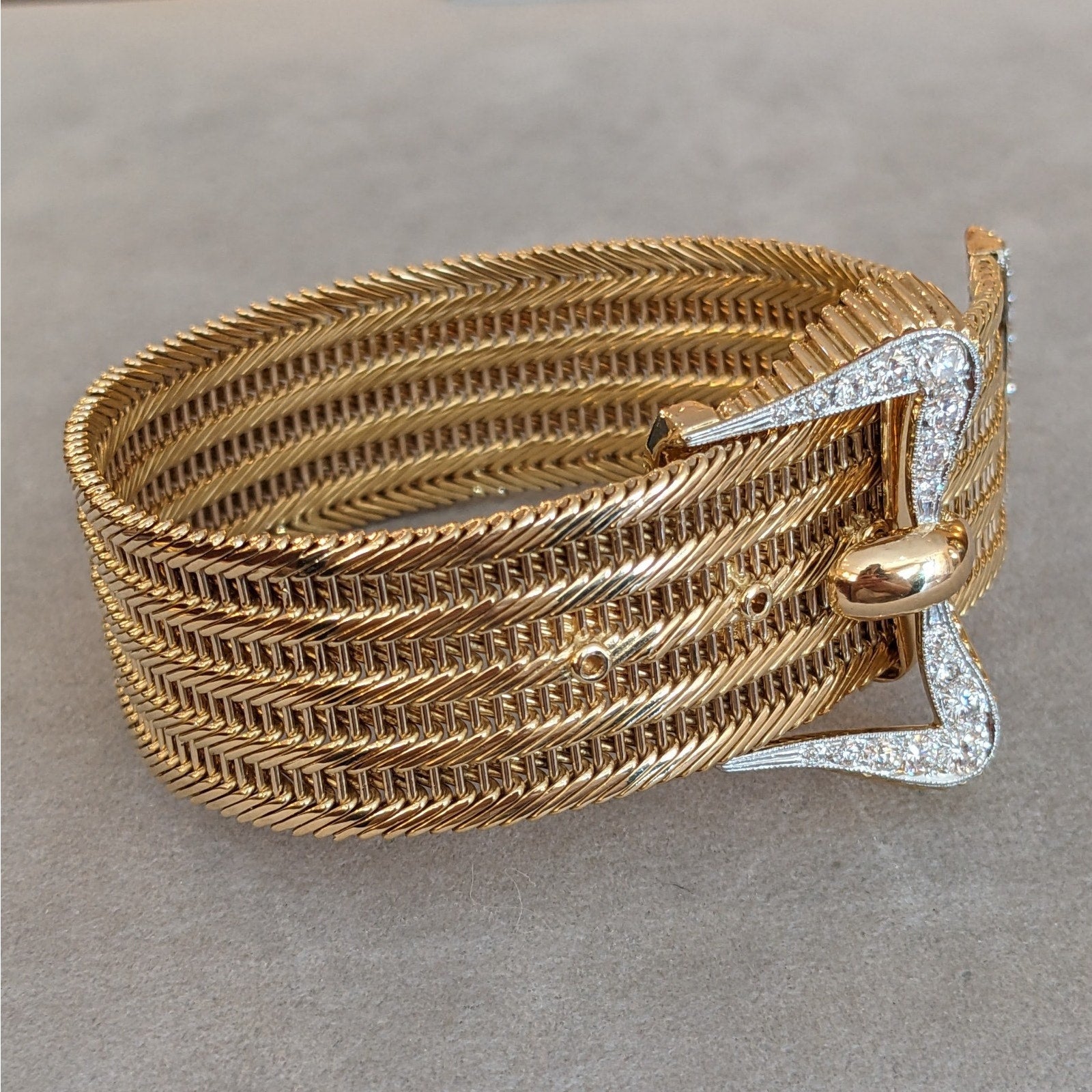 Vintage Kutchinsky Diamond Belt Bracelet in 18k Yellow Gold