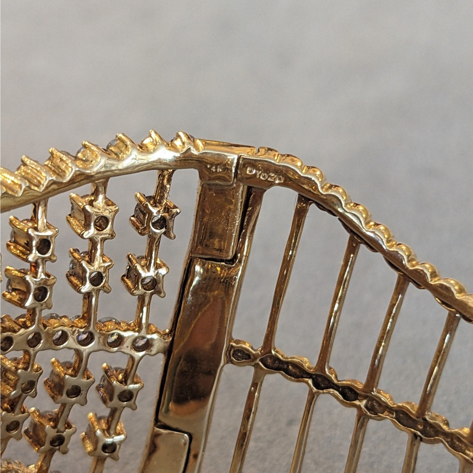 Natural Diamond Cuff Bracelet 10.20 cttw in 14k Yellow Gold