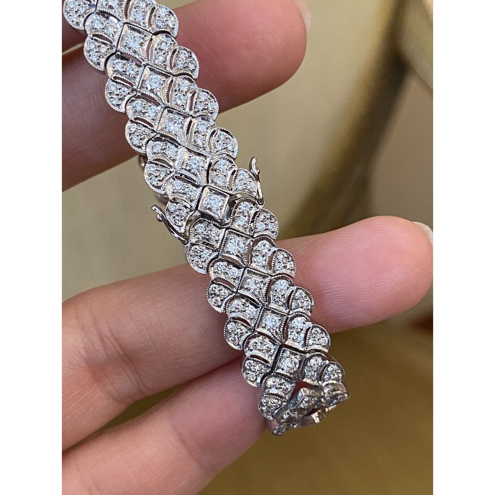 Vintage Scalloped Link Diamond Bracelet 4.50cttw in 18k White Gold -- HM2291AIDF