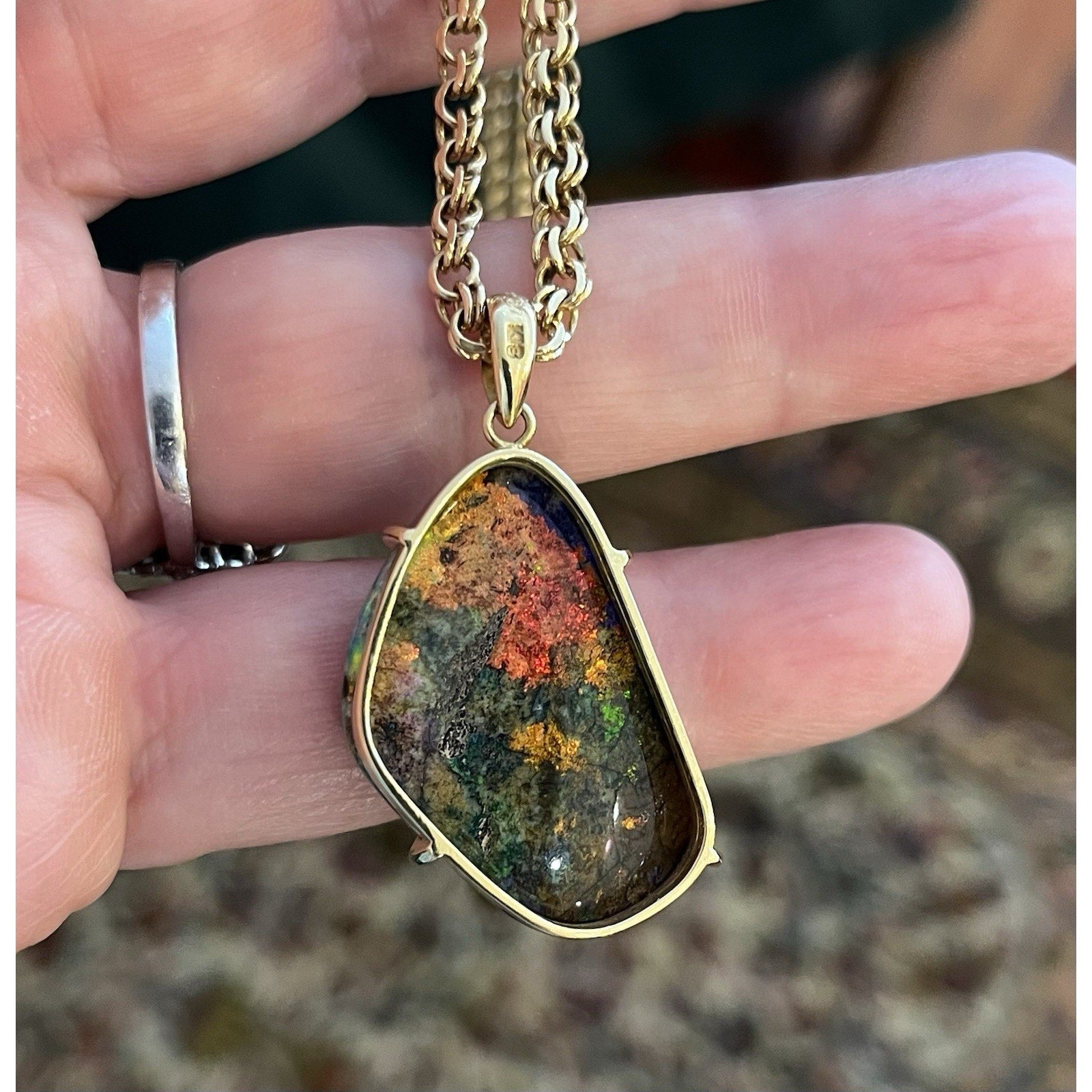 22.31 ct Boulder Opal Pendant Necklace in 18k/14k Yellow Gold