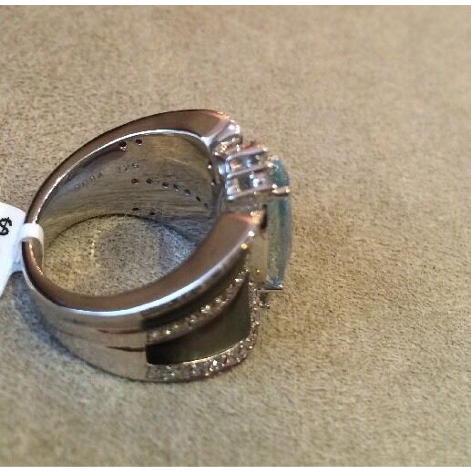 Marquise cut Aquamarine & Diamond Ring in 18K White Gold