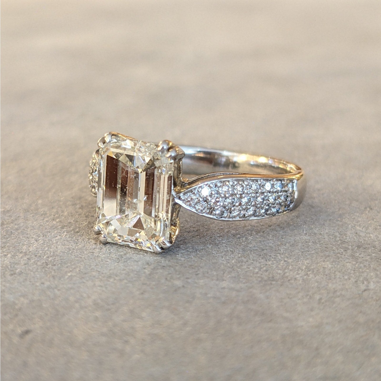 GIA 2.70 ct Emerald Cut Natural Diamond with Diamonds in 18k White Gold