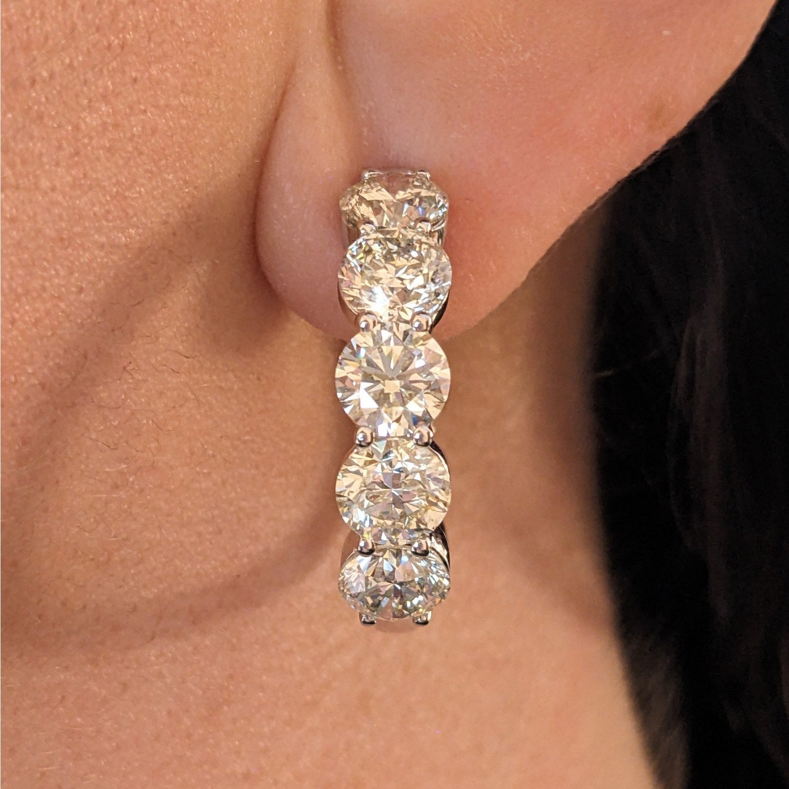 Natural Round Diamond 10.17 cttw Hoop Earrings in 18k White Gold