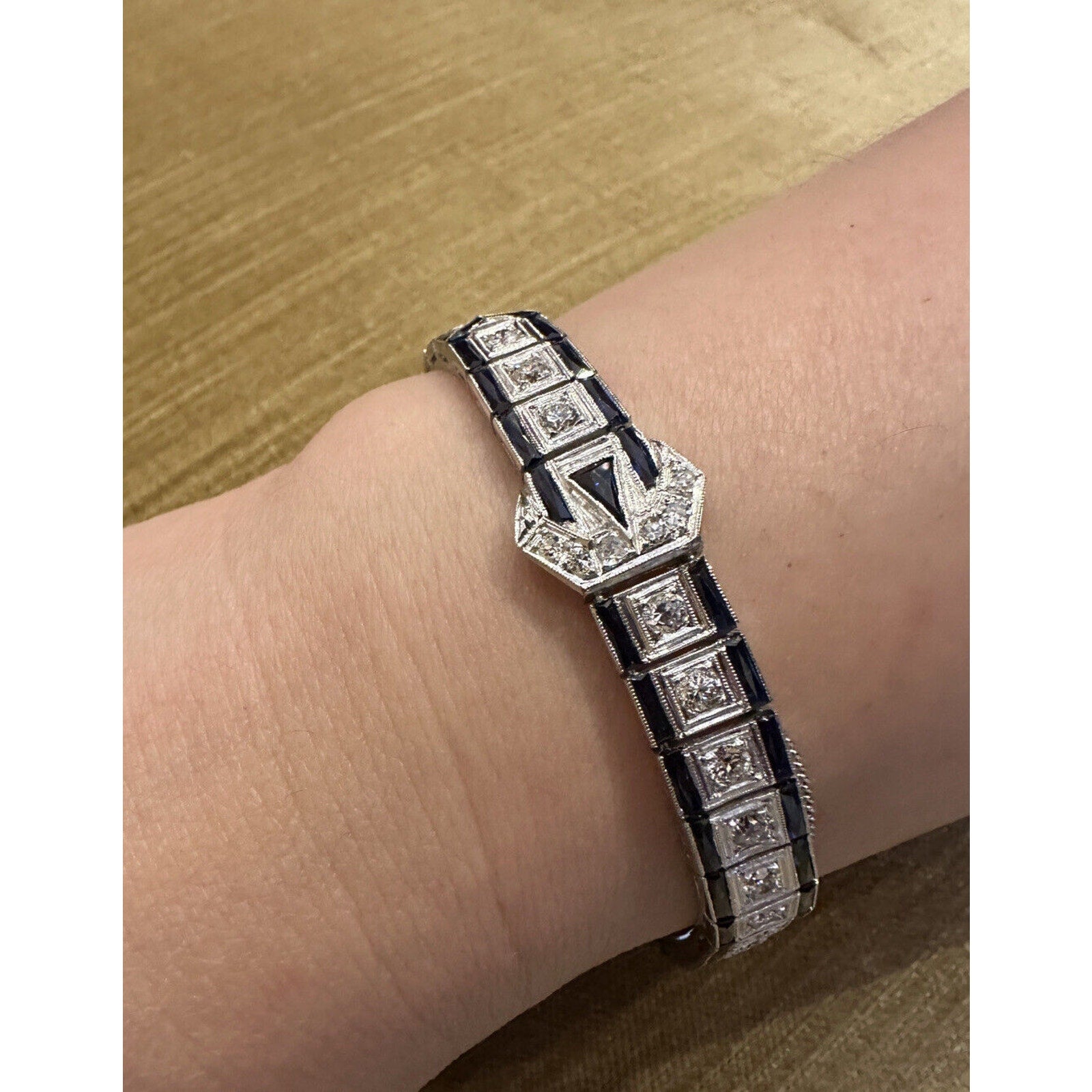 Art Deco Platinum Diamond Buckle Line Bracelet - HM2523AV