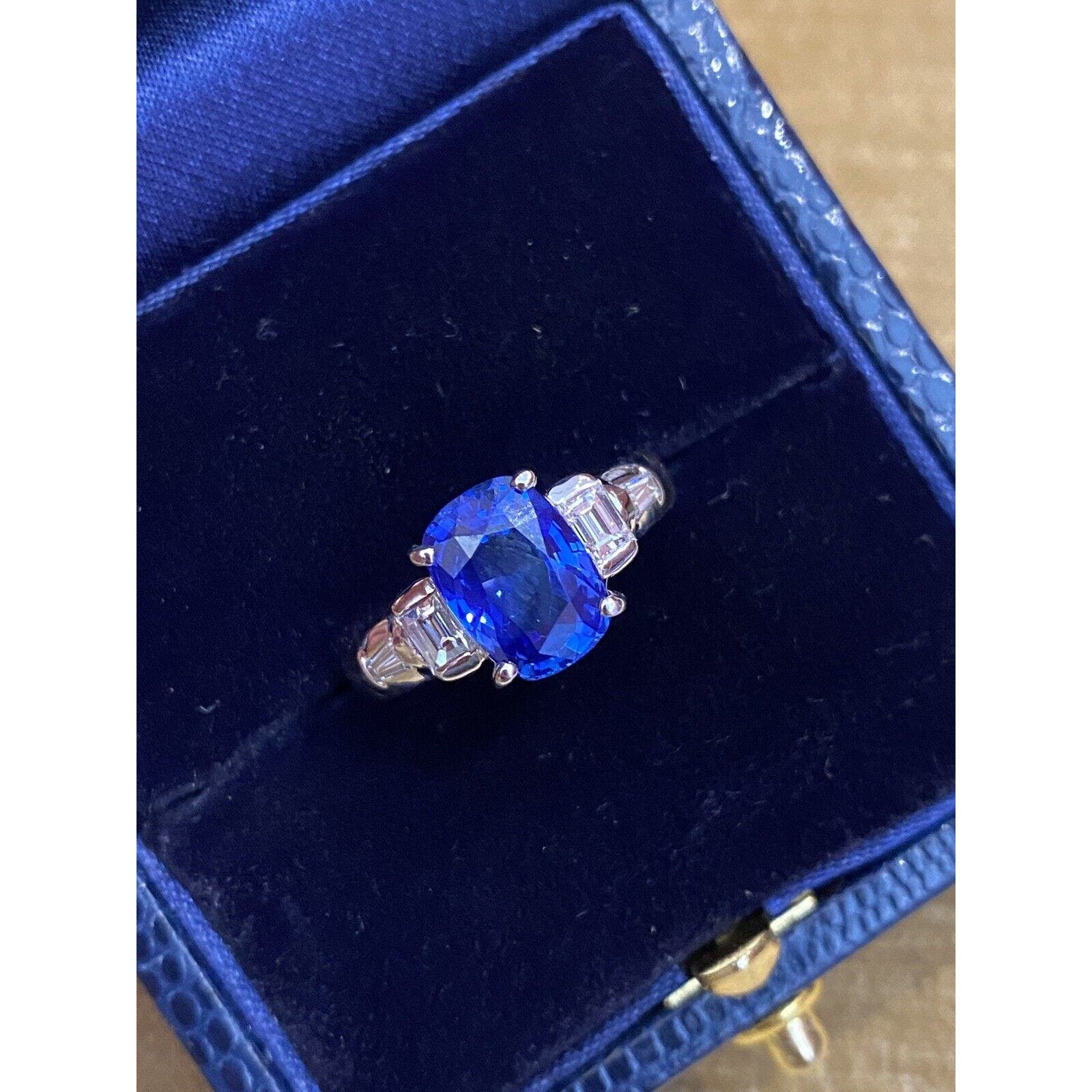 GIA Natural No Heat Oval Sapphire 3.23 ct in Platinum Diamond Ring - HM2369ZI