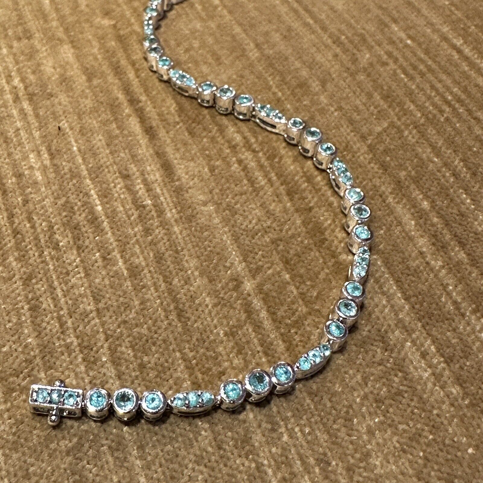 Natural Paraiba Tourmaline Tennis Bracelet in 18k White Gold - HM2666SN