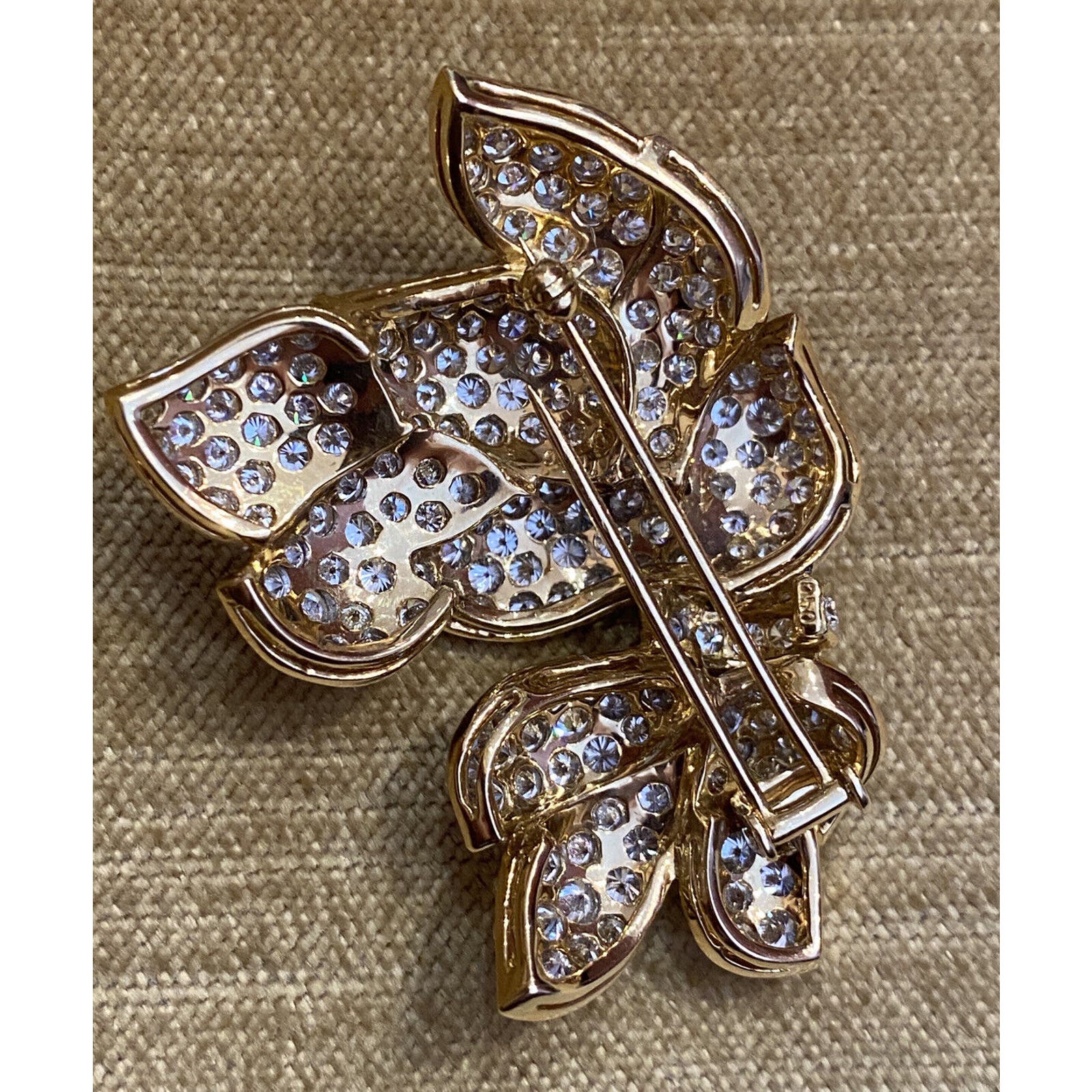 Pave Diamond Floral Spray Pin Brooch 10.86 cttw in 18k Yellow Gold - HM2306E