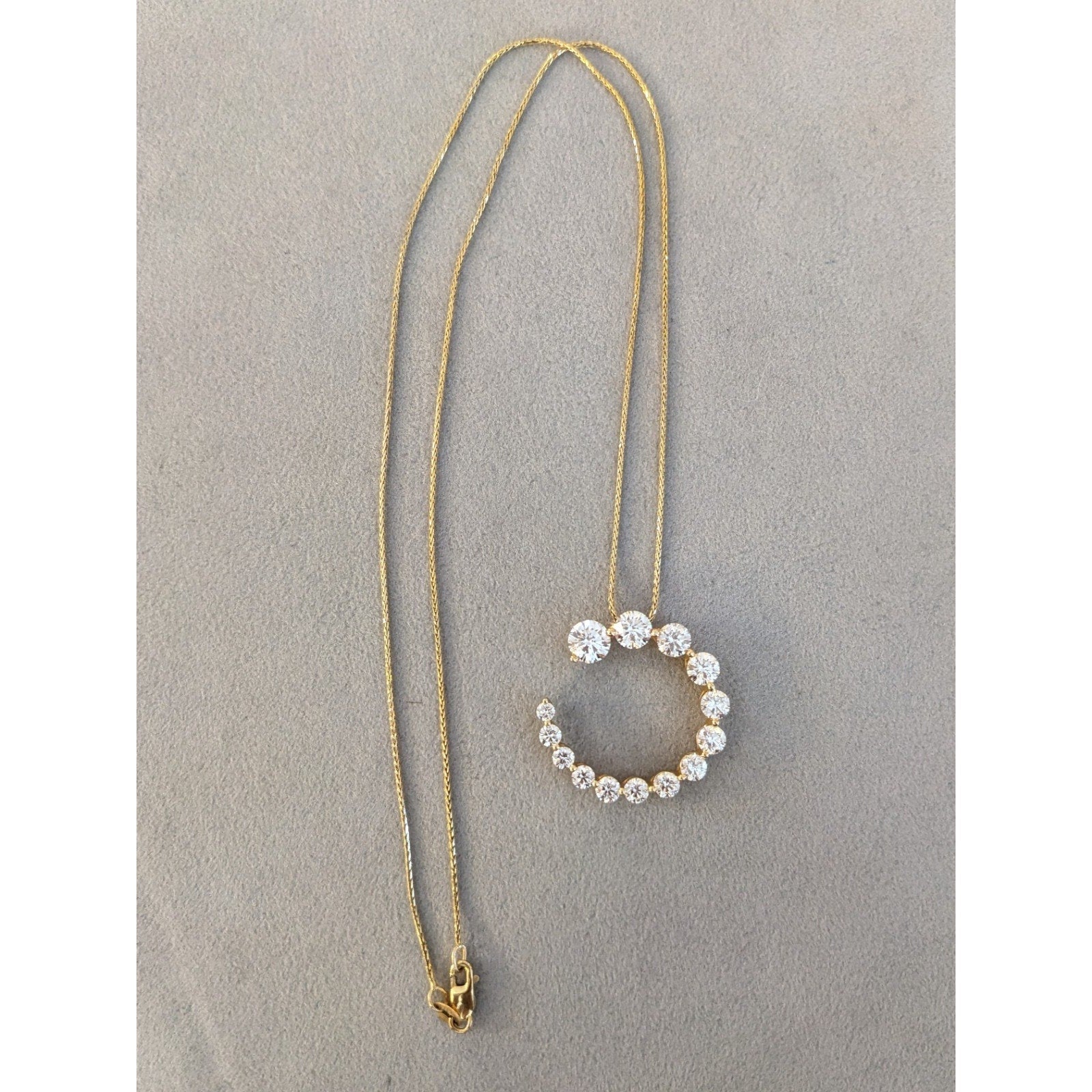 Diamond Graduating Swirl Pendant Necklace ~3.5cttw in 14k Yellow Gold
