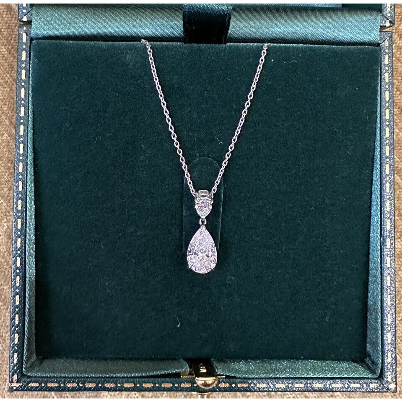 GIA 2.04 ct Natural Very Light Pink Diamond Pendant Necklace in Platinum
