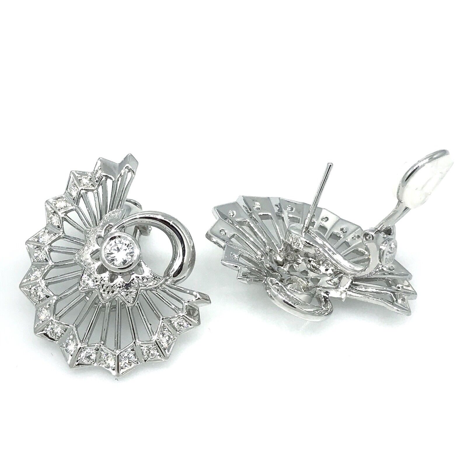1.40 ct Fan Shaped Swirl Diamond Earrings in Platinum
