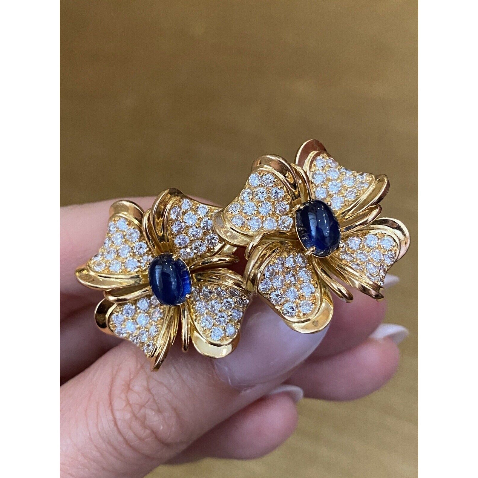 Large Diamond & Sapphire Flower Earrings in 18k Yellow Gold - HM2370BA