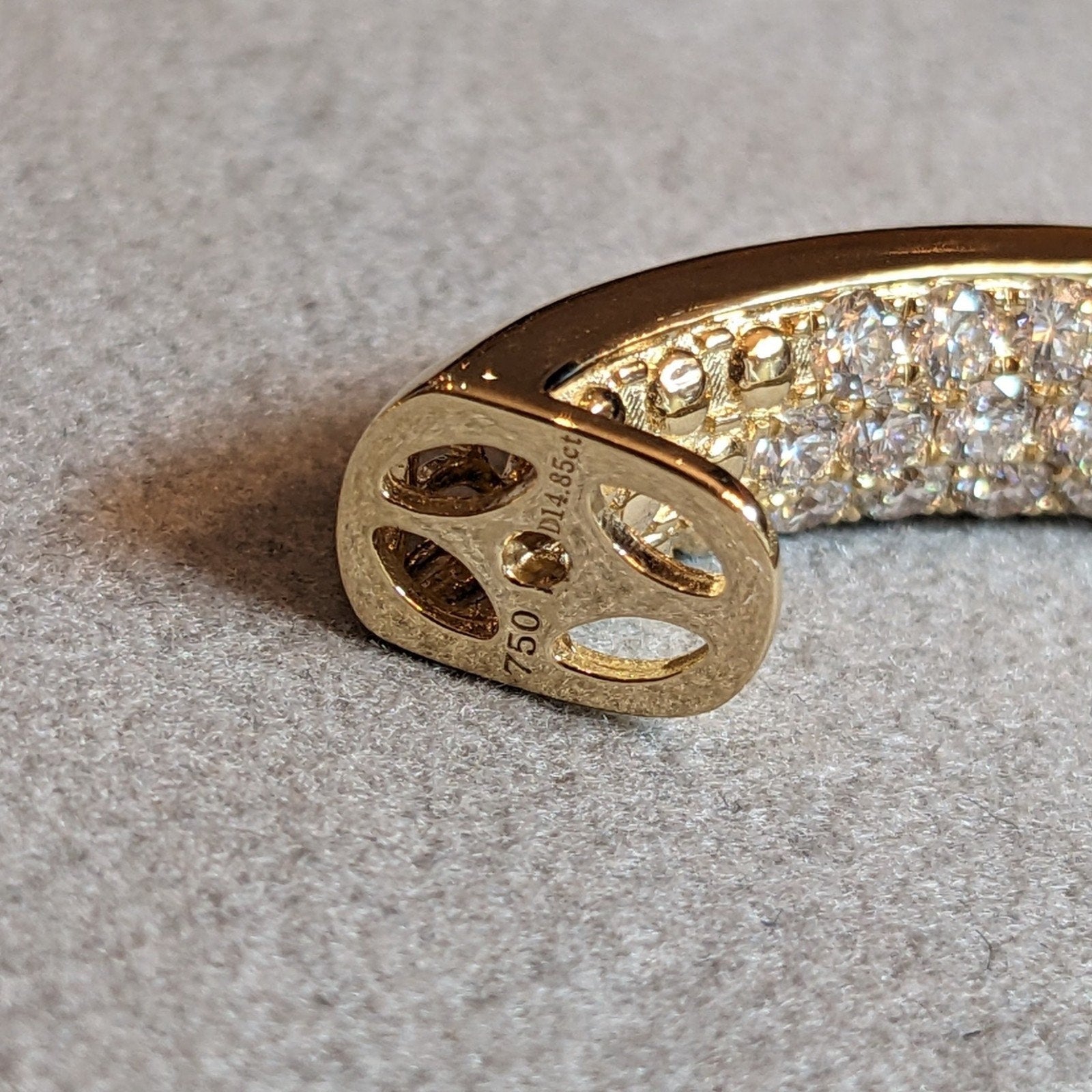 14.85cts Inside Out Oval Pave Diamond Hoop Earrings in 18k Yellow Gold
