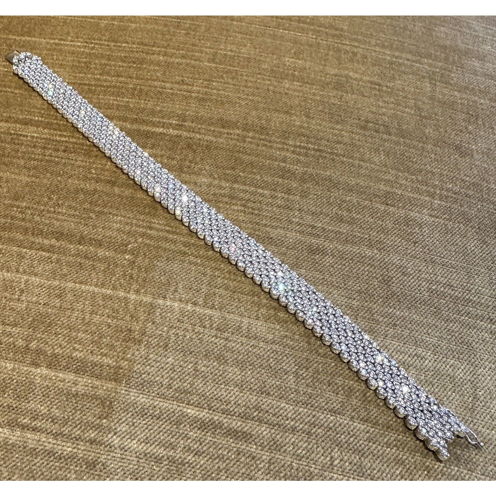 7 Row Natural Diamond Bracelet 10.50 ct in 18k White Gold