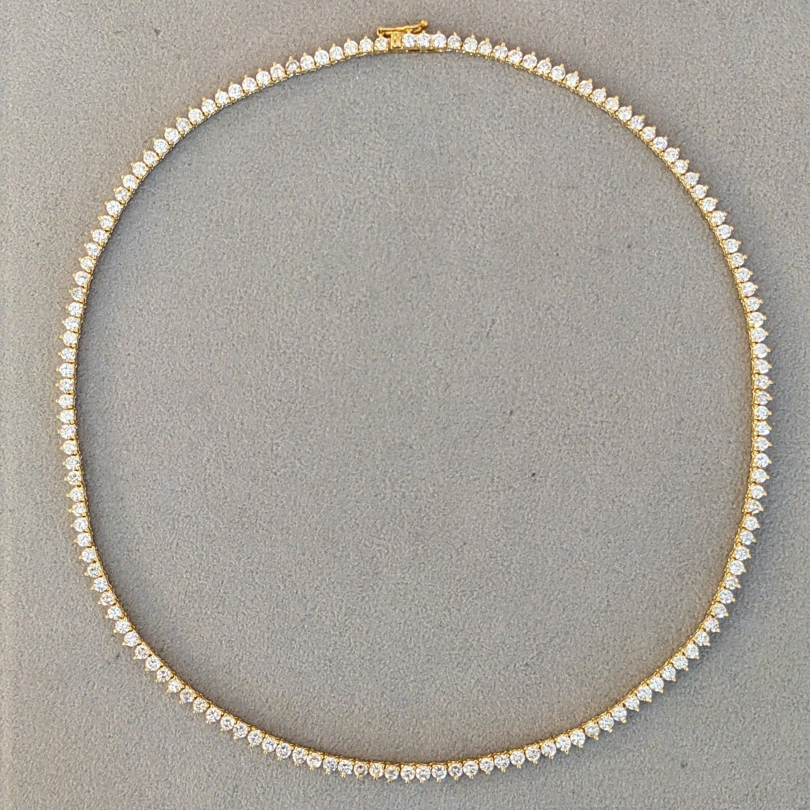 16" Natural Round Diamond Tennis Necklace 9.00 ctw in 18k Yellow Gold