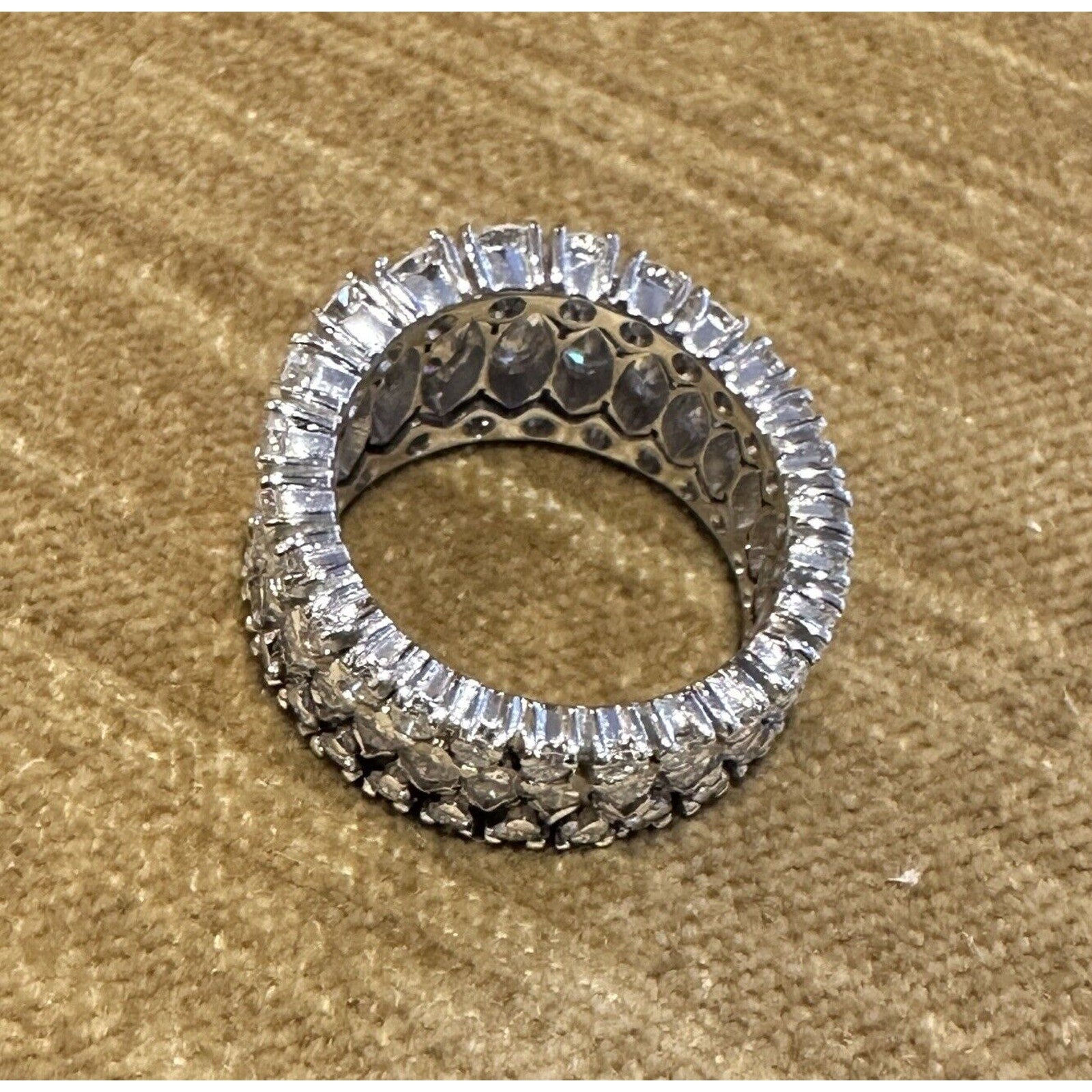Graduated Marquise & Round Diamond Band Ring in Platinum