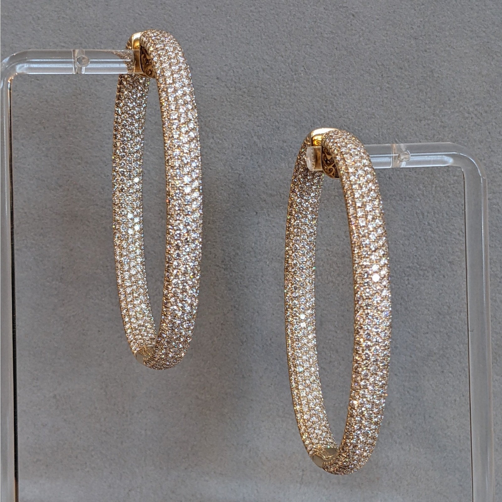 20.06cts Inside Out Oval Pave Diamond Hoop Earrings in 18k Yellow Gold