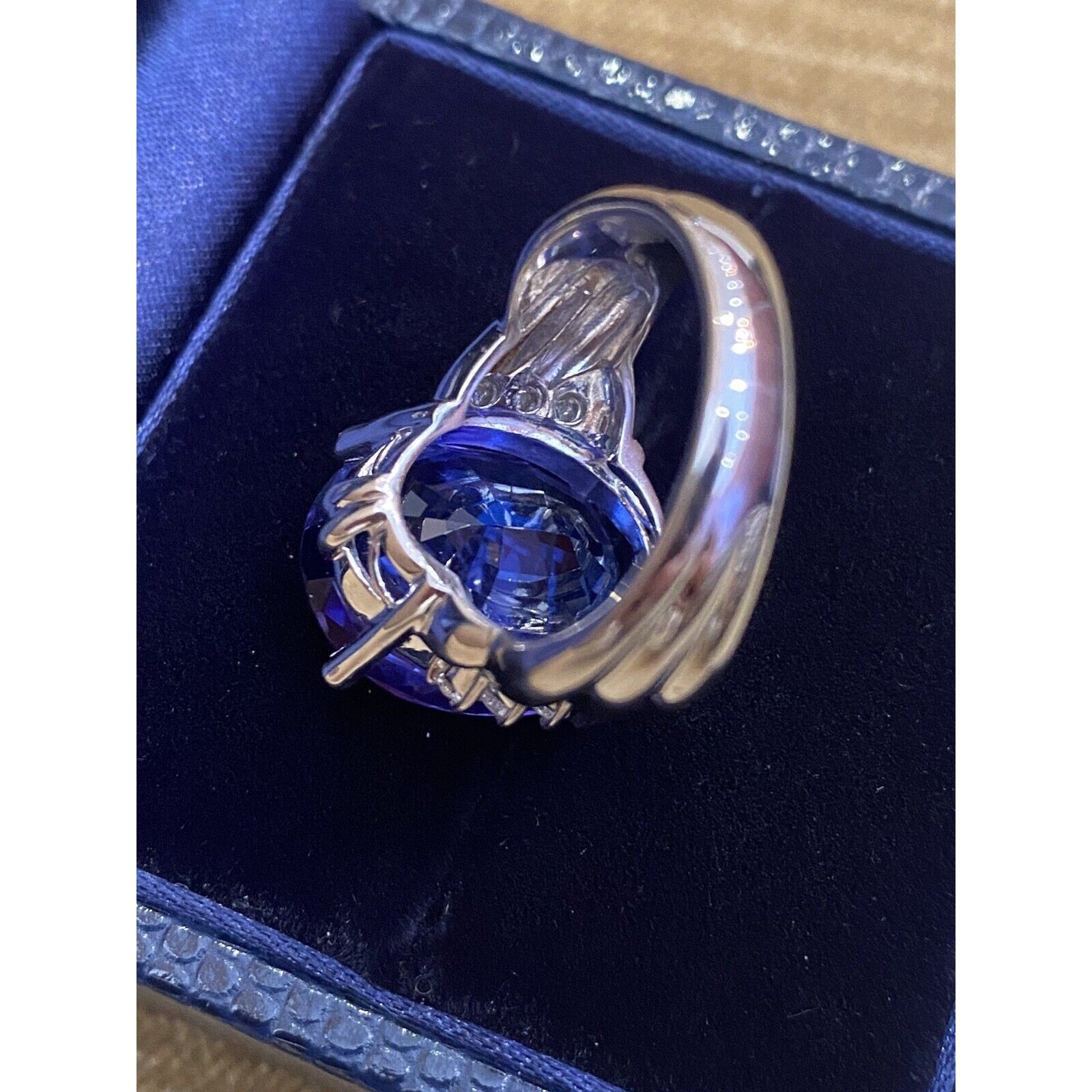 GIA 12.80 carats Oval Tanzanite & Diamond Cocktail Ring in Platinum - HM2171B