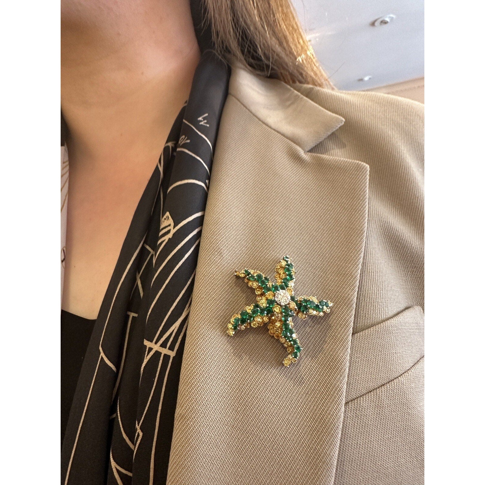 Starfish Pin w/Diamond, Emeralds and Yellow Diamonds in 18k Yellow Gold