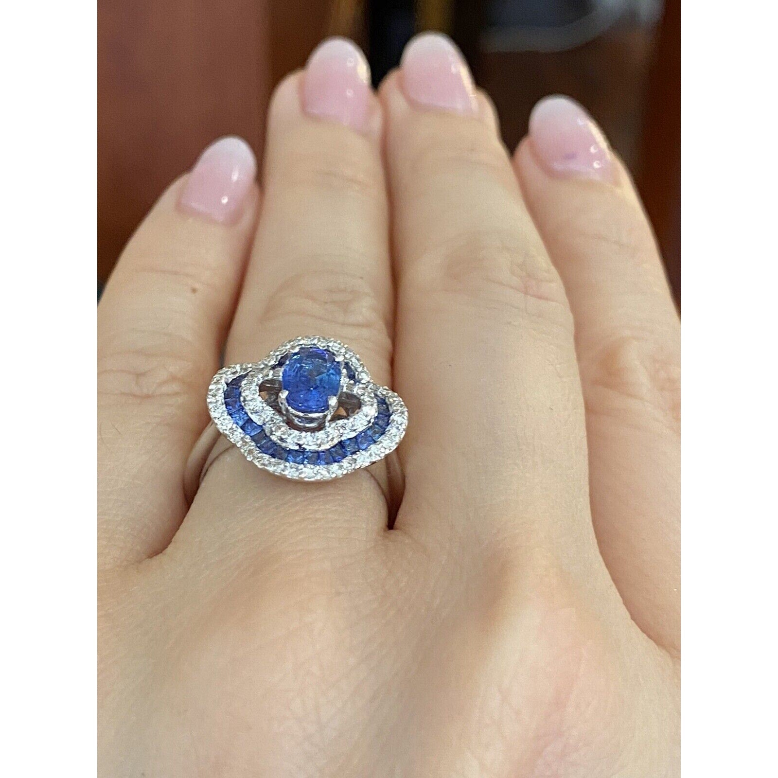 Sapphire and Diamond Clover Design Ring in 18k White Gold