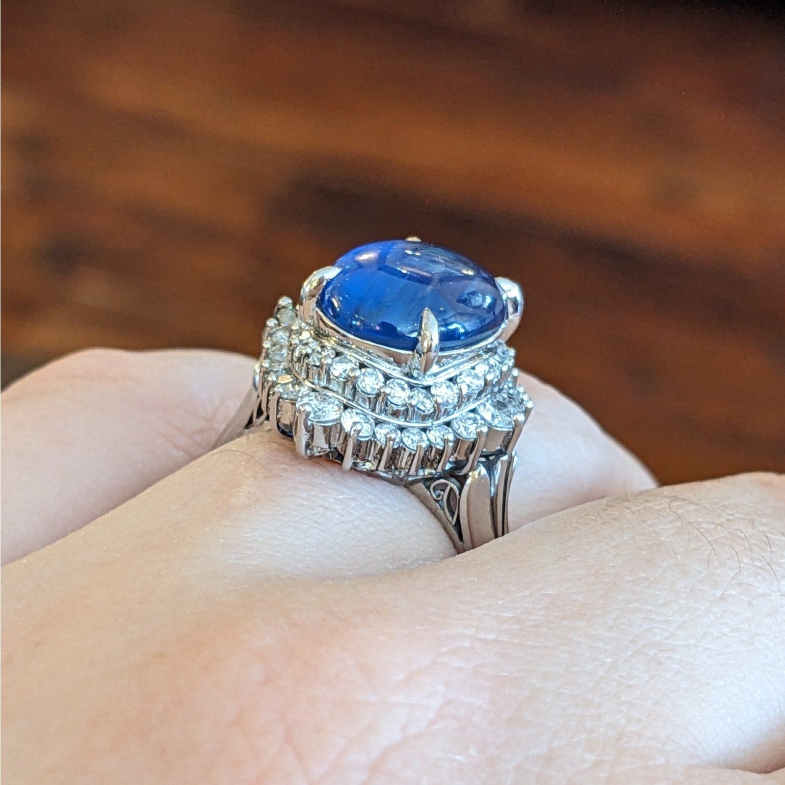 8.00 ct Oval Blue Star Sapphire & Diamond Ring in Platinum