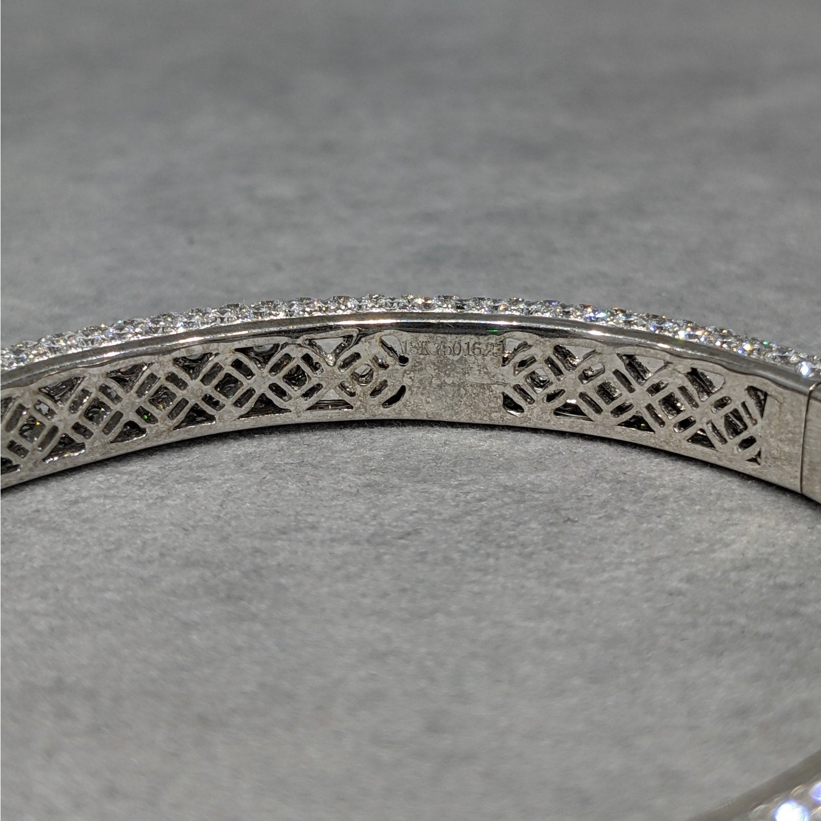 Natural Diamond Pave Bangle Bracelet 16.23 cttw in 18k White Gold