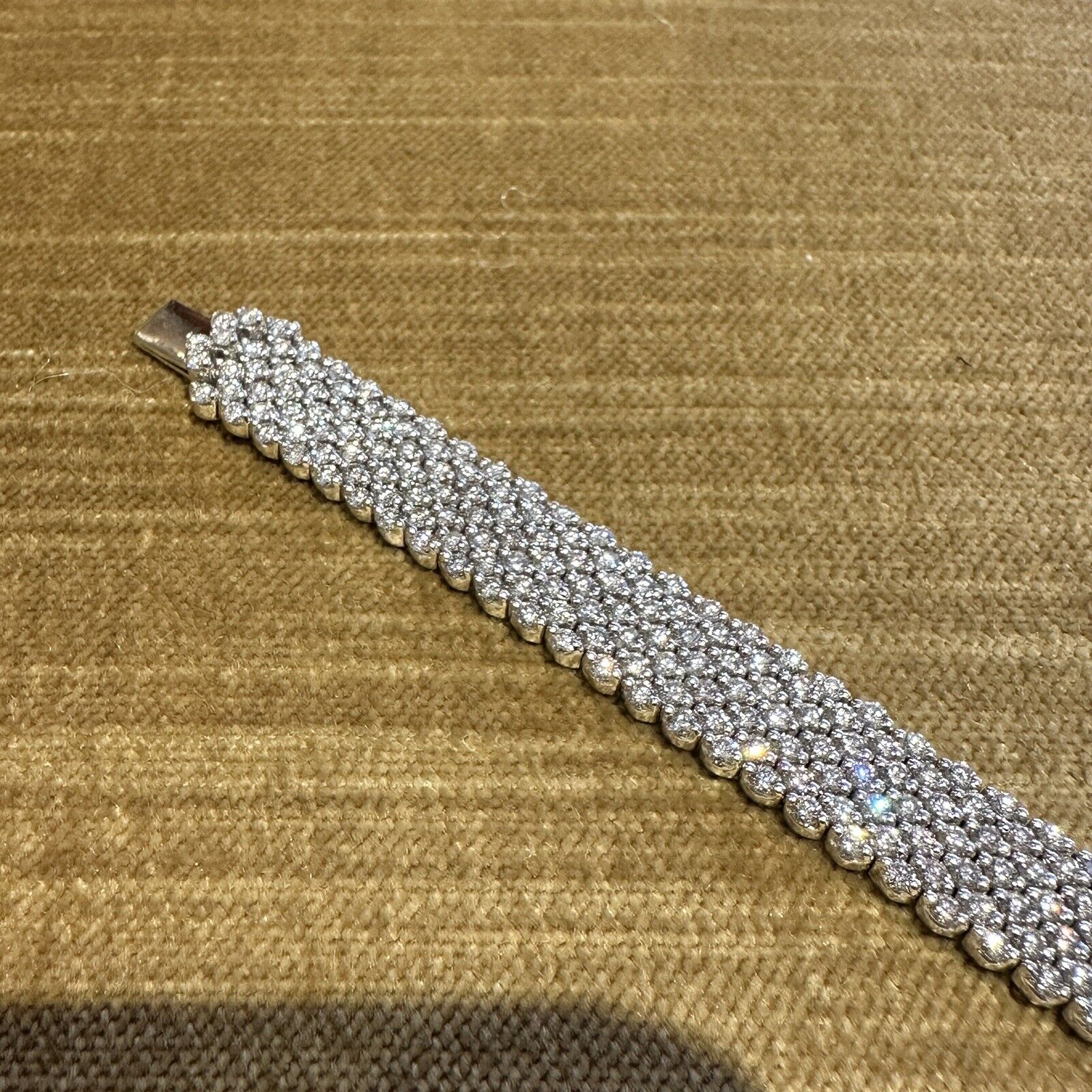 7 Row Natural Diamond Bracelet 10.50 ct in 18k White Gold