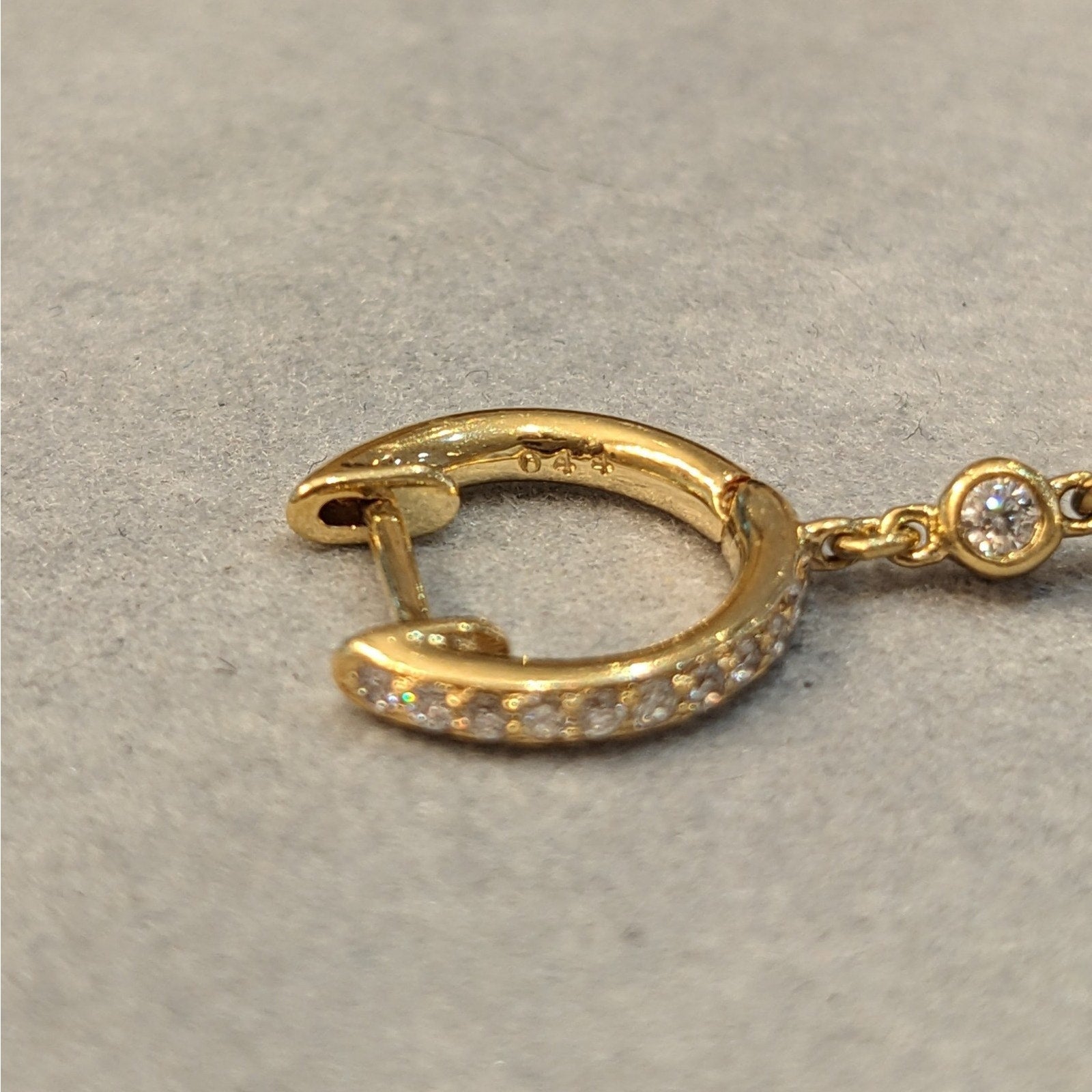 Diamond Circle Hoop Dangle Drop Earrings in 18k Yellow Gold