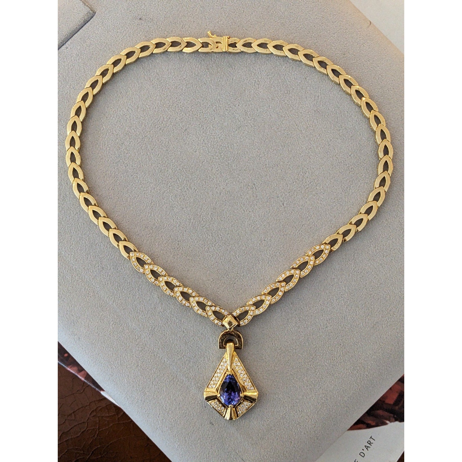Tanzanite and Diamond Pendant Necklace in 18k Yellow Gold
