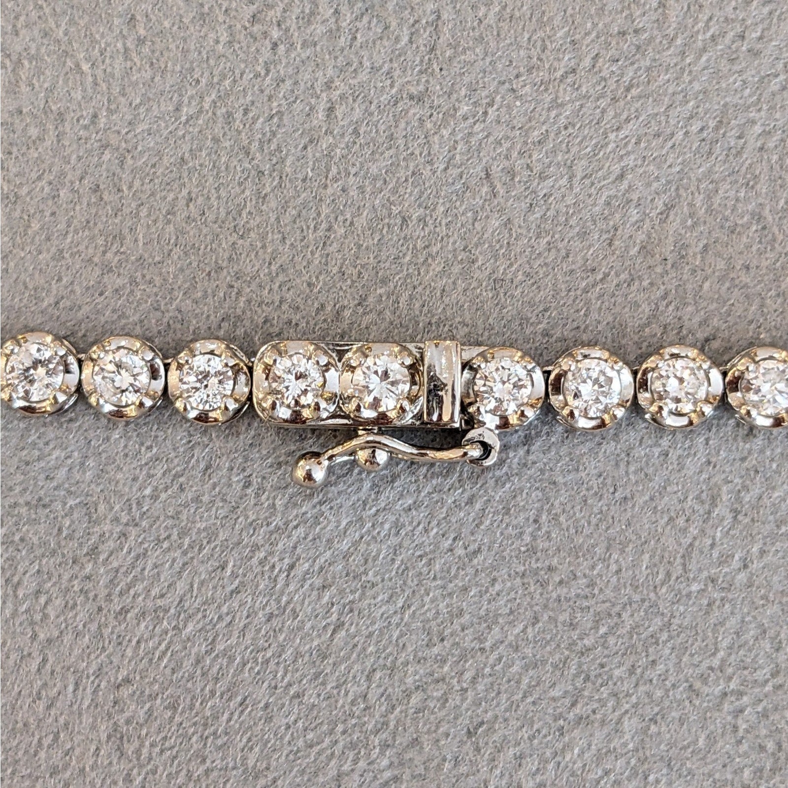 10.01 cttw Natural Diamond Graduated Tennis Necklace in Platinum
