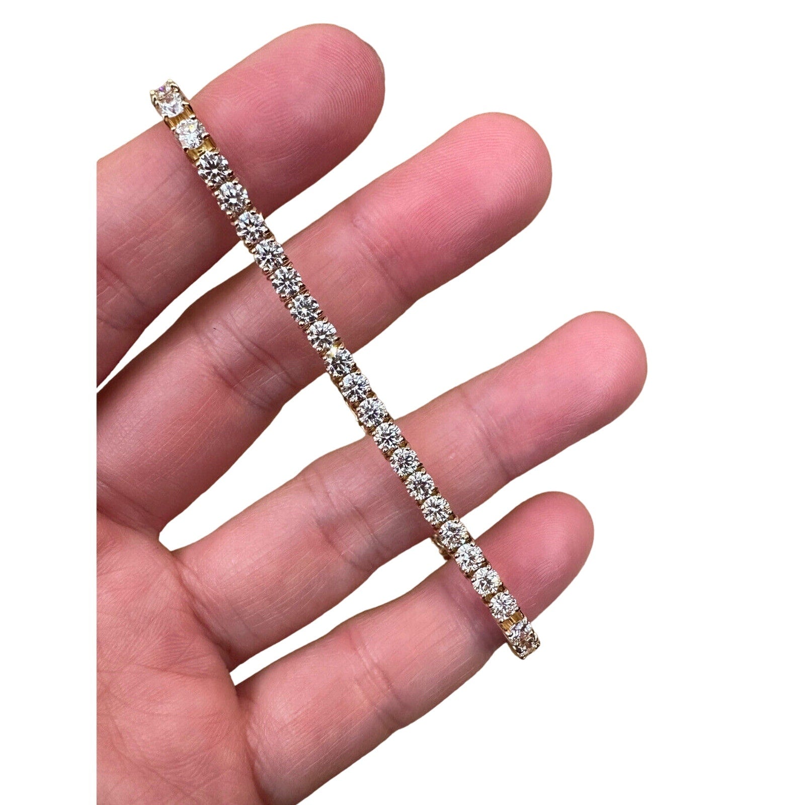 7.76 carats Round Diamond Tennis Bracelet in 14k Yellow Gold 7.25 inches