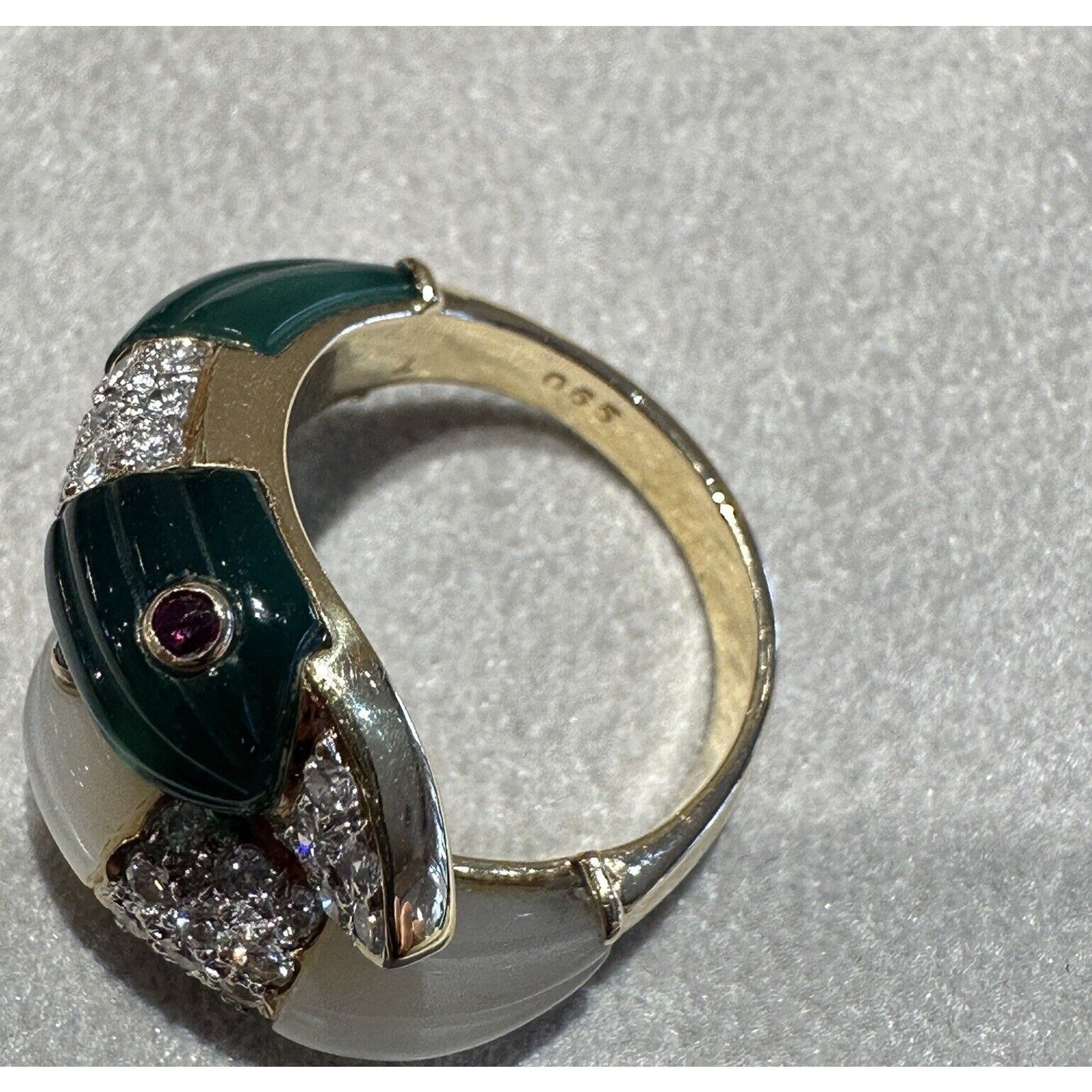 Carved Duck Heads Crossover Ring with Diamonds in 18k Yellow Gold