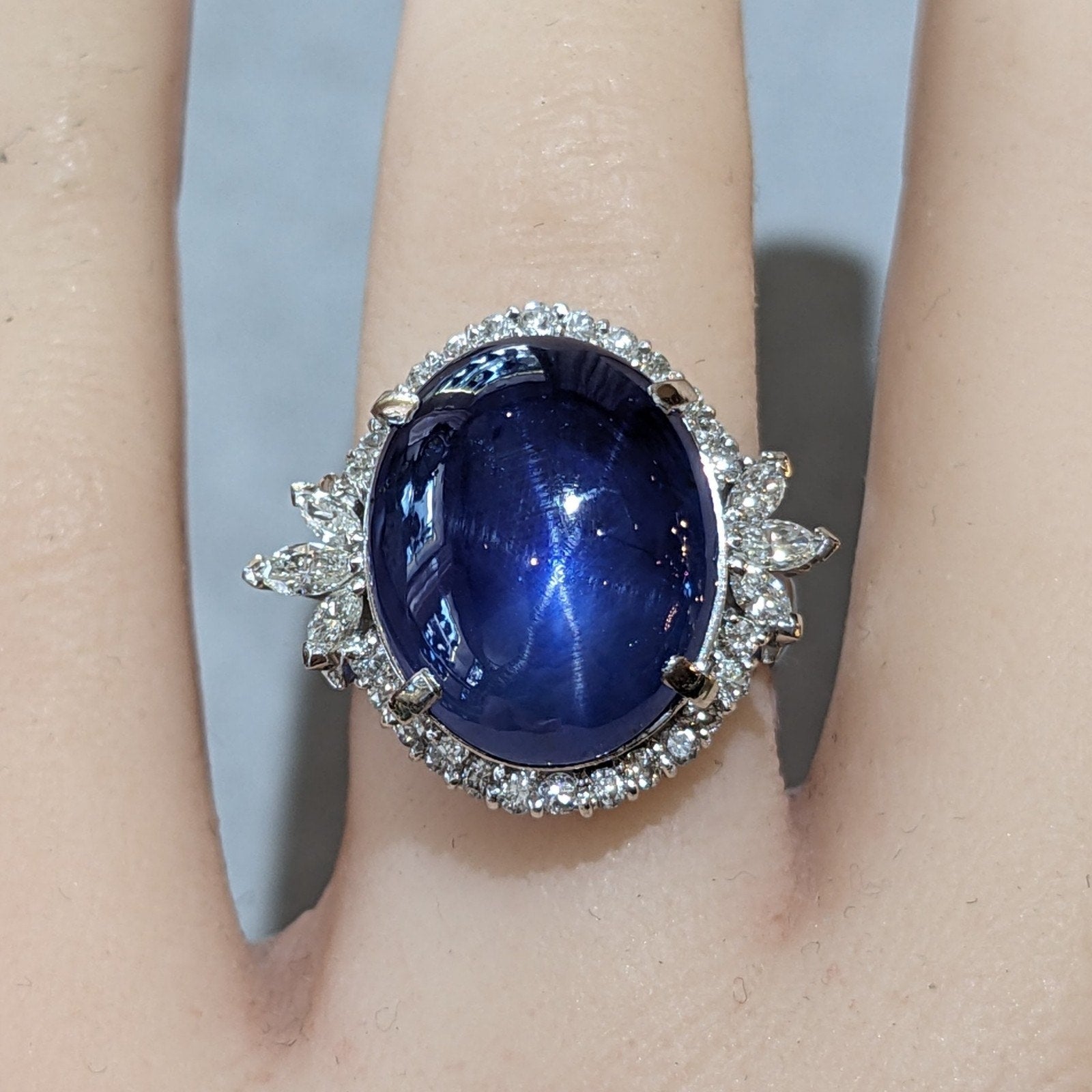 GIA 16.42 ct Natural Star Sapphire and Diamond Ring in Platinum