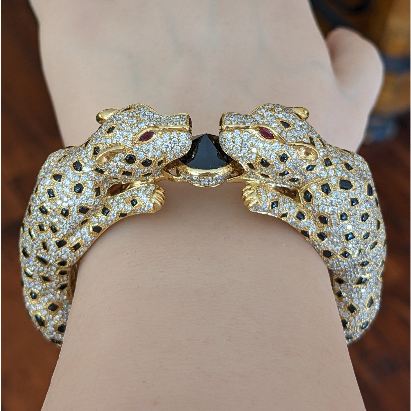 Double Panther Diamond Pave Bangle Bracelet in 18k Yellow Gold
