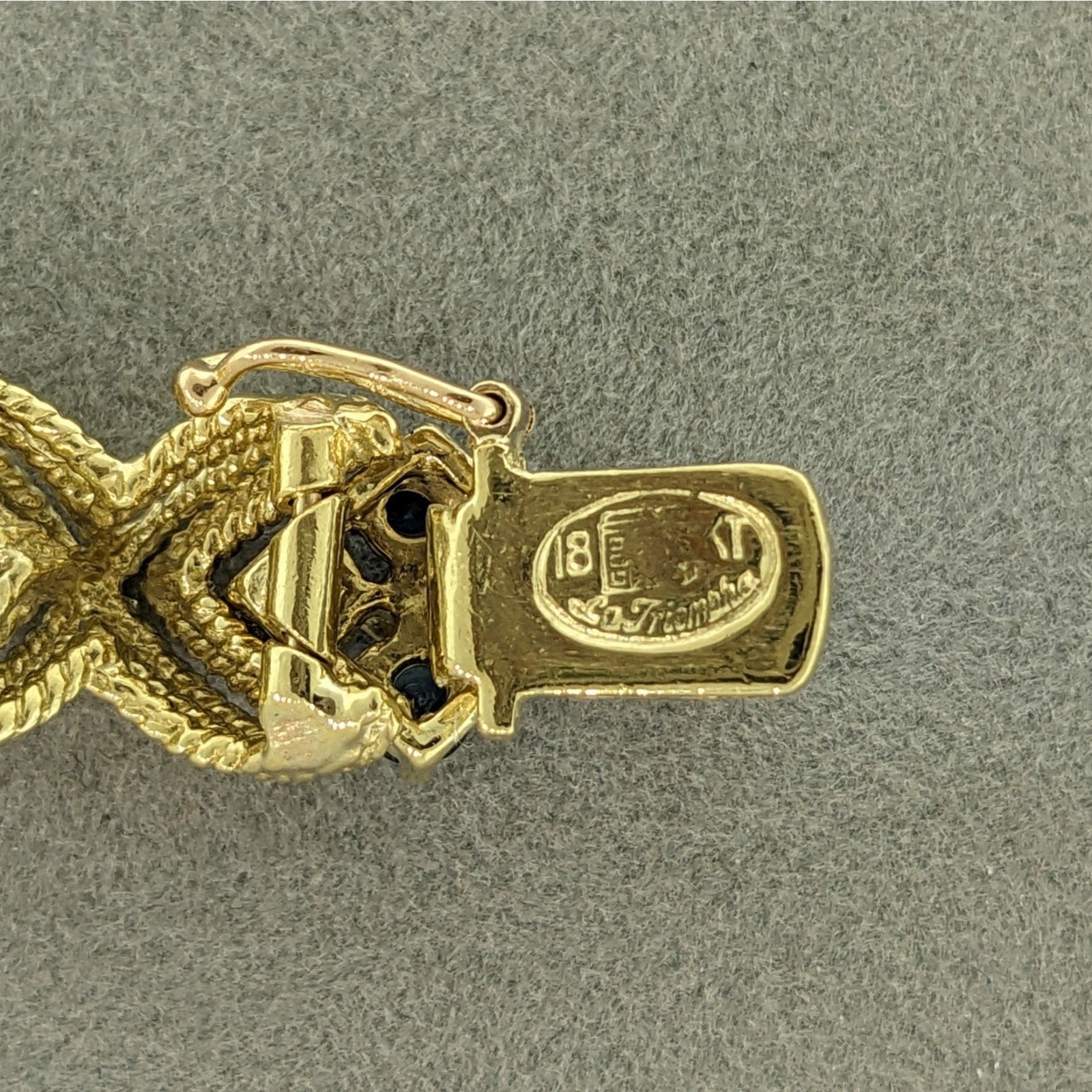 La Triomphe Sapphire and Diamond "X" Bracelet in 18k Yellow Gold
