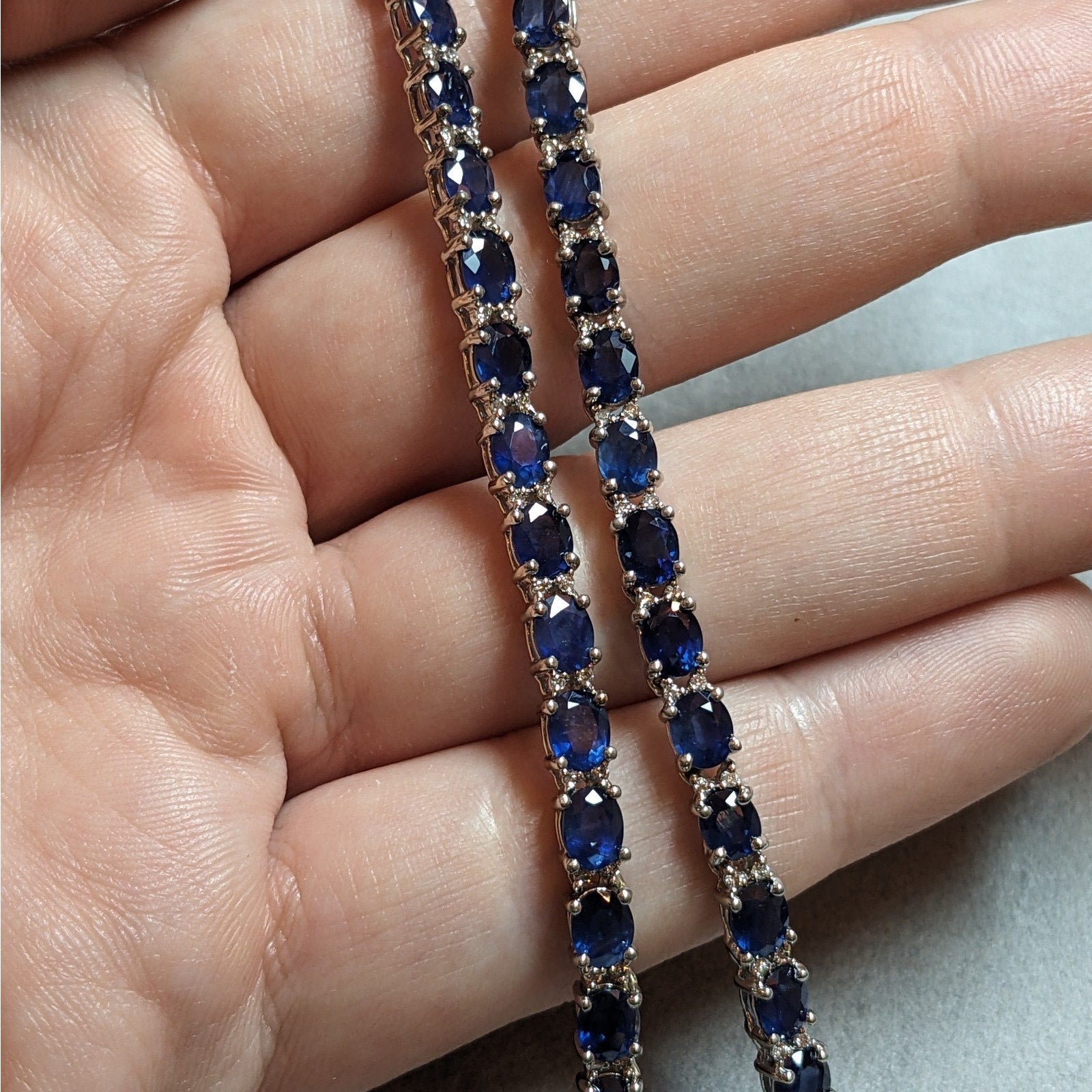 Natural Blue Sapphire and Diamond Choker Necklace in 18k White Gold