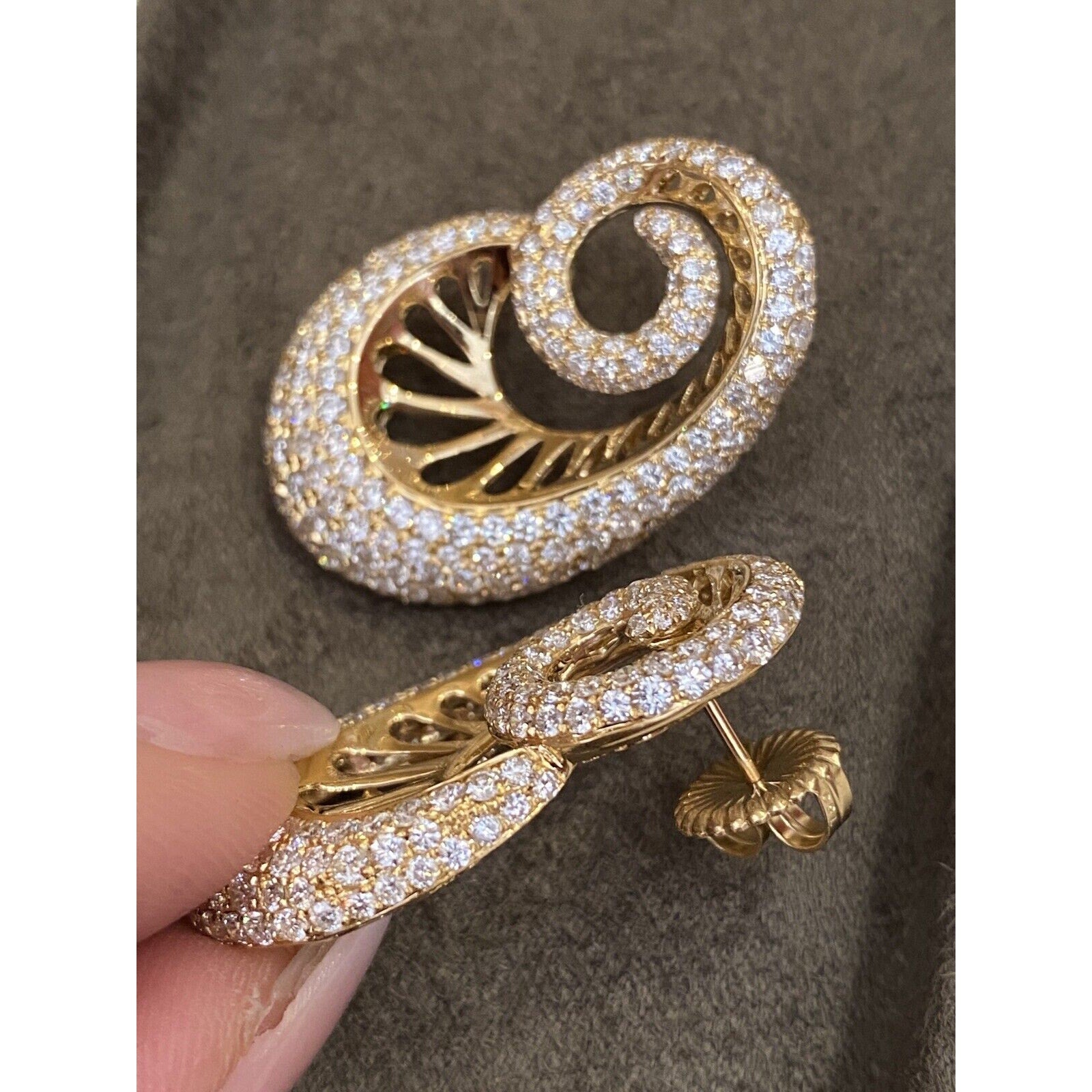Diamond Pave Earrings Paisley Design 6.22 cttw in 18k Yellow Gold--HM2222BA