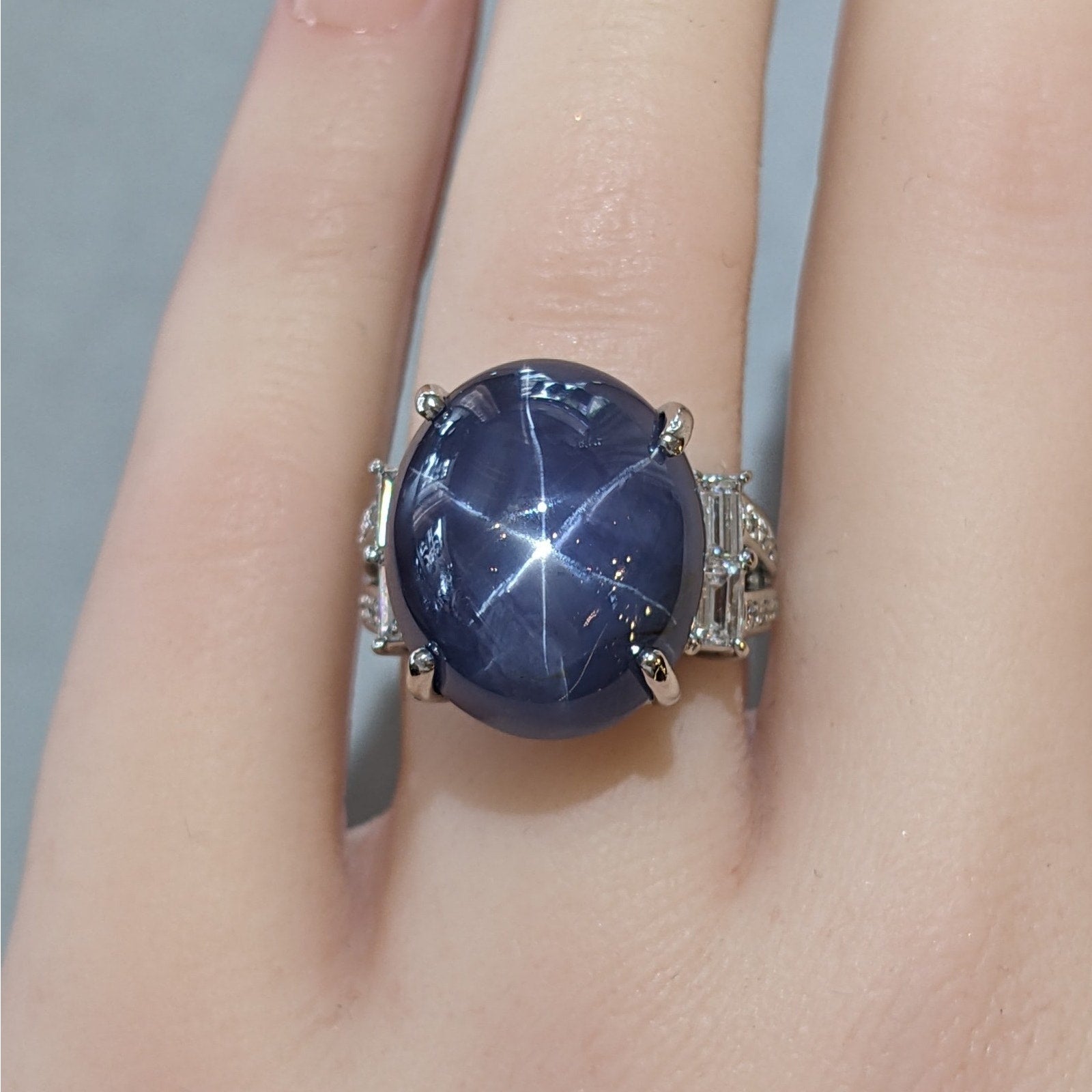 Natural Star Sapphire 29.67 carat and Diamond Ring in Platinum
